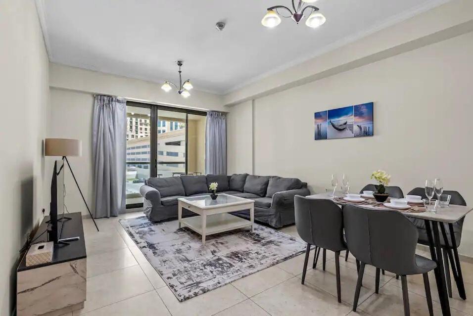 Modern Living Nestle With1bedroom- Full Kitchen Apartment Dubai