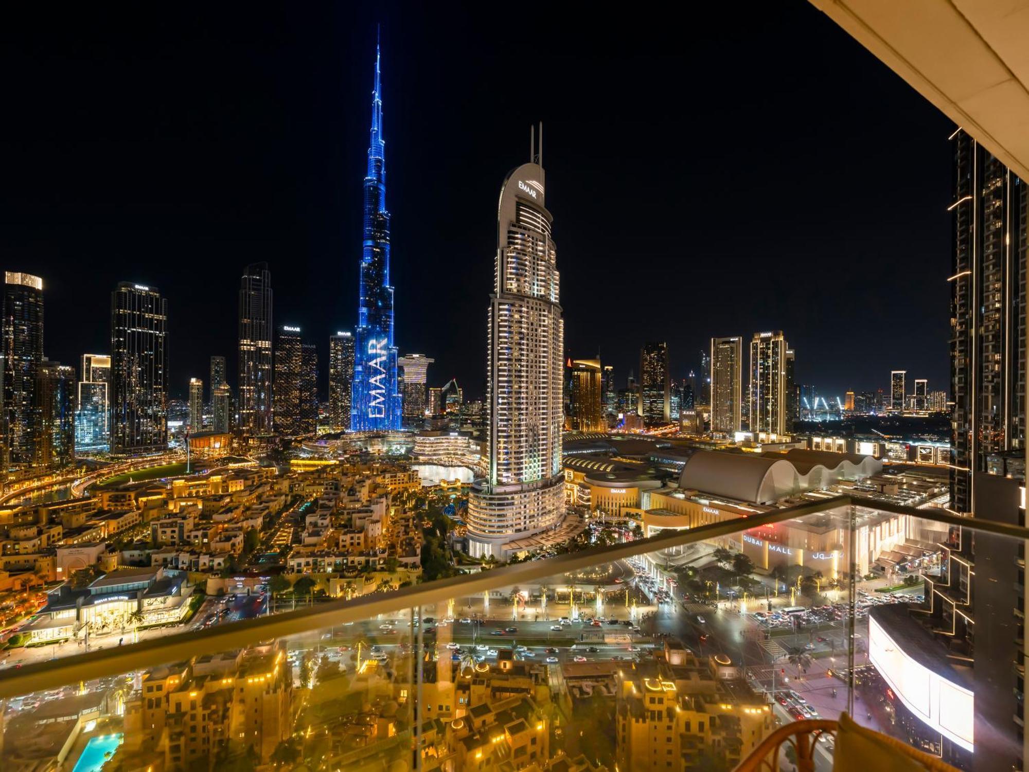 Luxurious Apartments In Burj Royale With Burj Khalifa Views Opposite Dubai Mall * Dubai