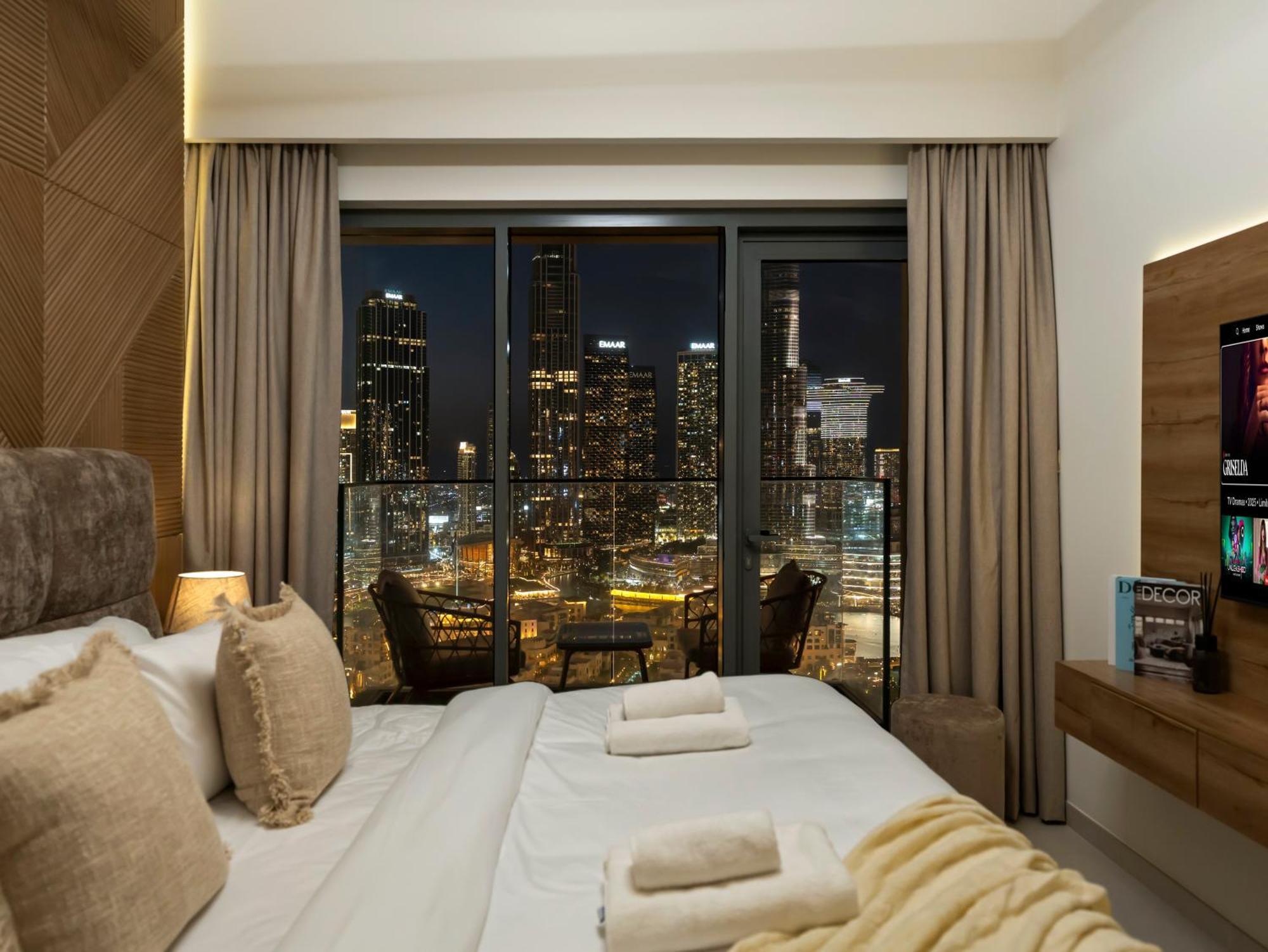 Luxurious Apartments In Burj Royale With Burj Khalifa Views Opposite Dubai Mall Apartment Dubai