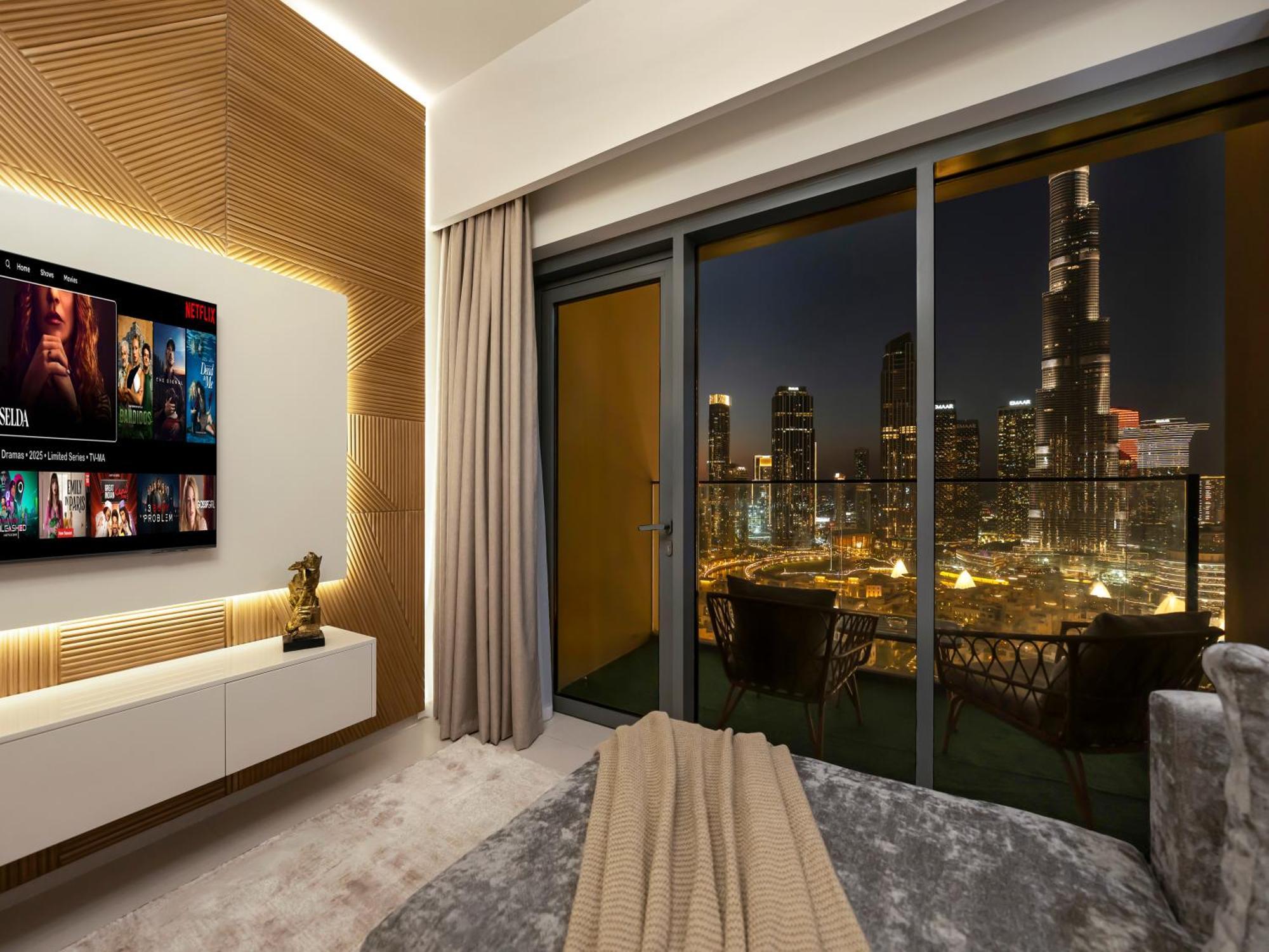 Luxurious Apartments In Burj Royale With Burj Khalifa Views Opposite Dubai Mall Apartment Dubai