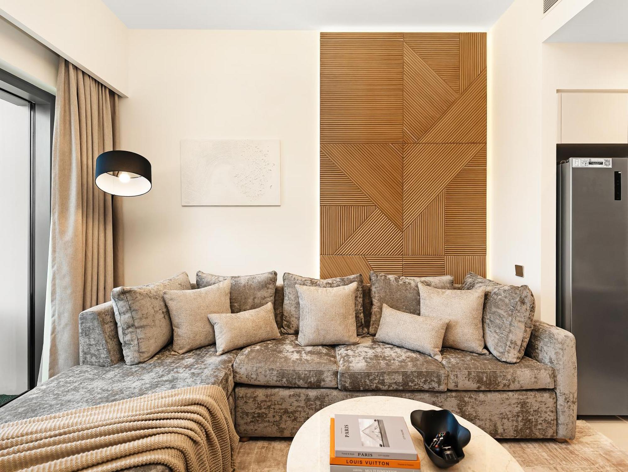 Luxurious Apartments In Burj Royale With Burj Khalifa Views Opposite Dubai Mall * Dubai