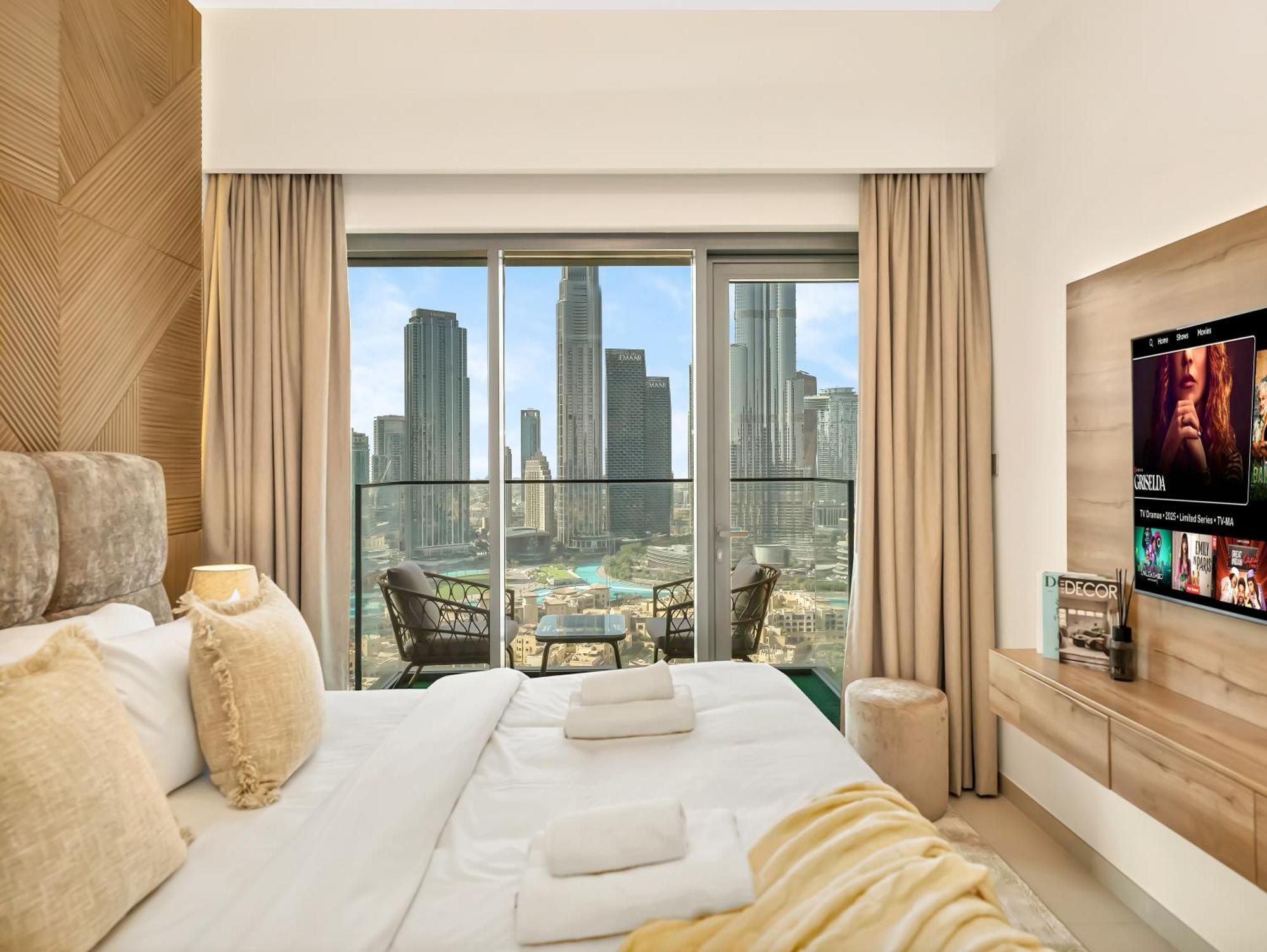 Luxurious Apartments In Burj Royale With Burj Khalifa Views Opposite Dubai Mall * Dubai