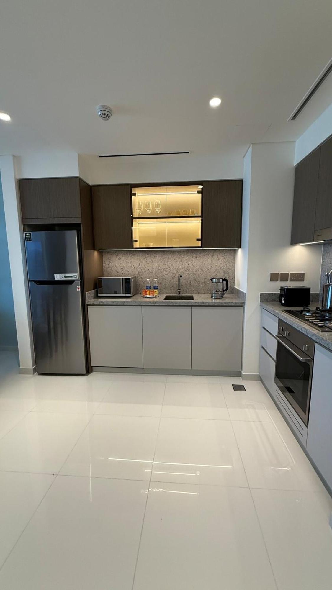 Apartment Seaside Elegance 1br At Emaar Beachfront *