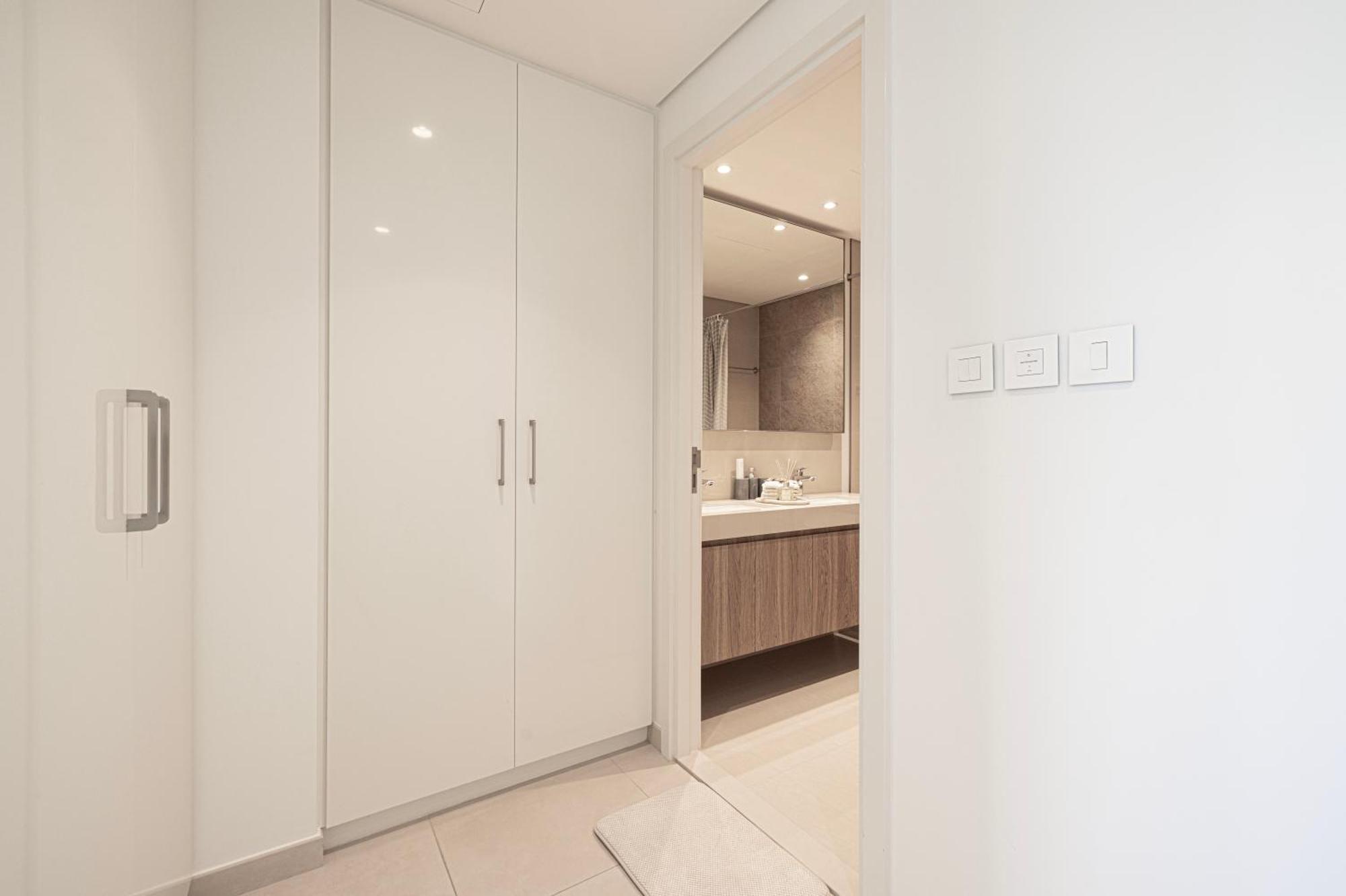 Apartment Beautiful 2br - Burj Views And Mall Connection *