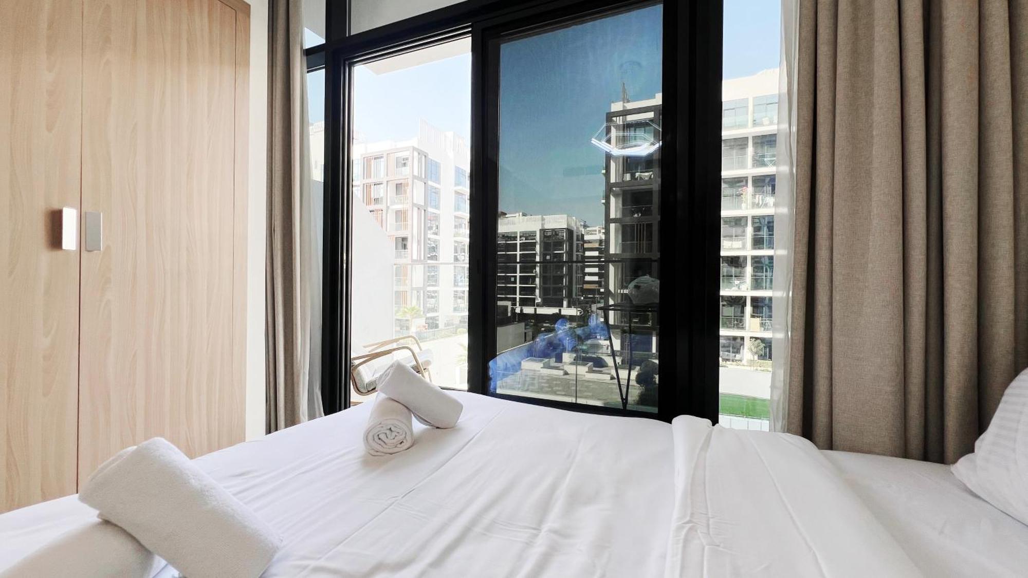 In Azizi Riviera 10 Mins To Downtown Apartment Dubai