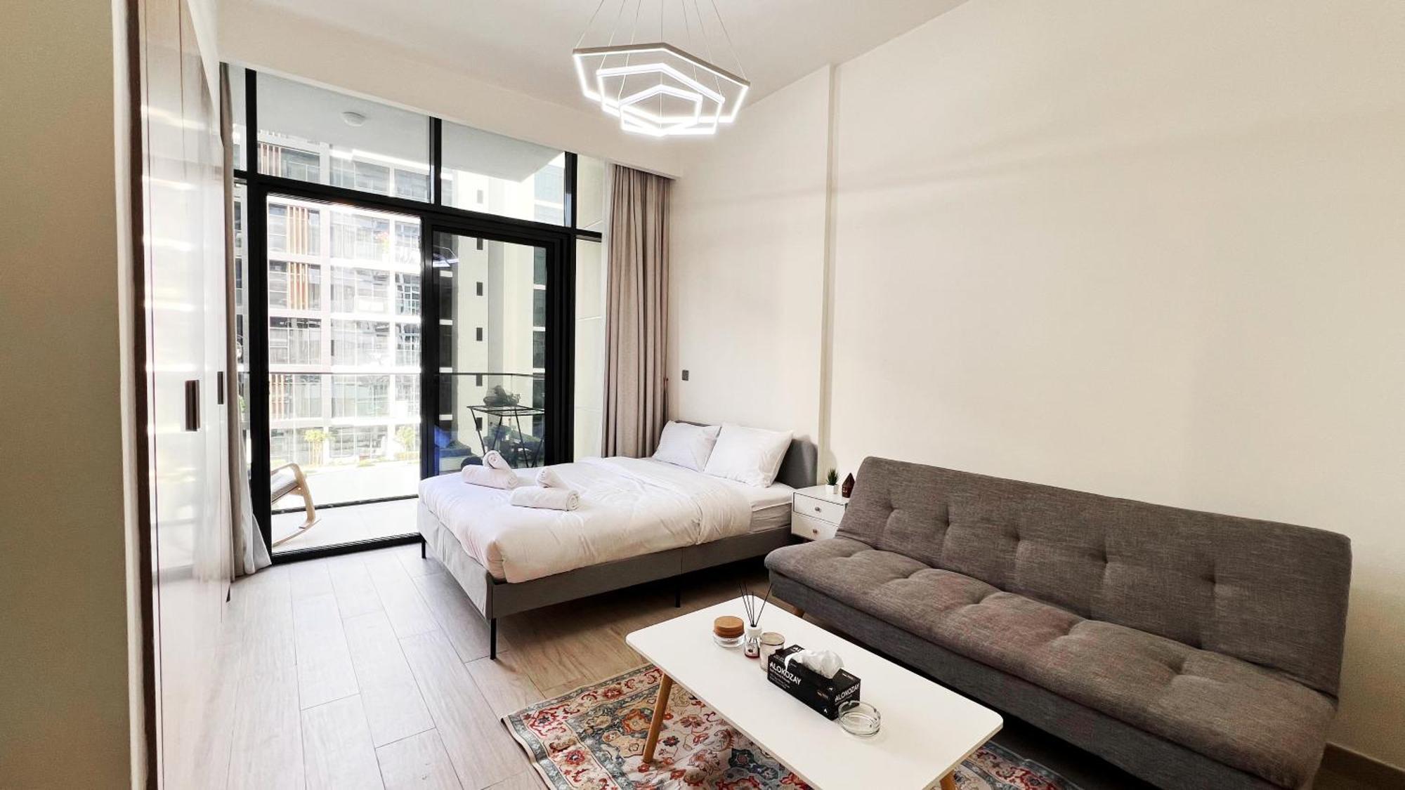In Azizi Riviera 10 Mins To Downtown Apartment Dubai