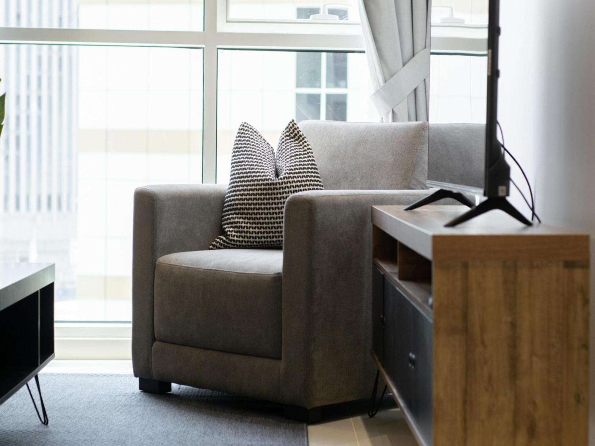 Apartment Luxe Near Mall Burj Khalifa Pool Gym Parking *