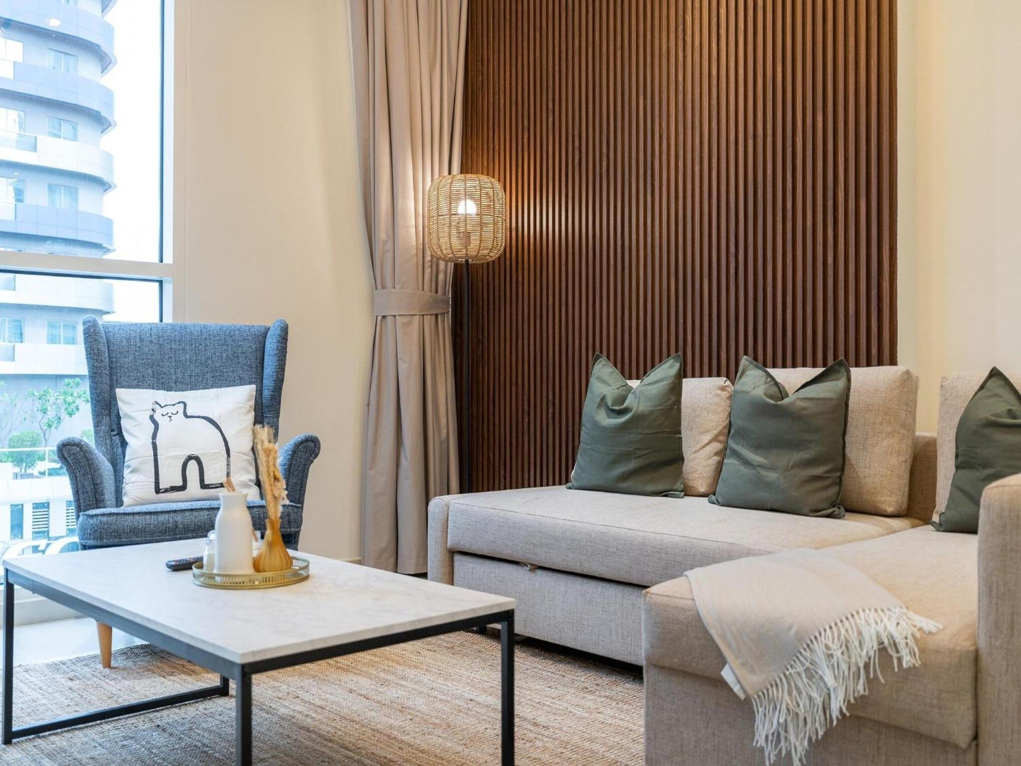 Apartment Luxe Near Mall Burj Khalifa Pool Gym Parking *
