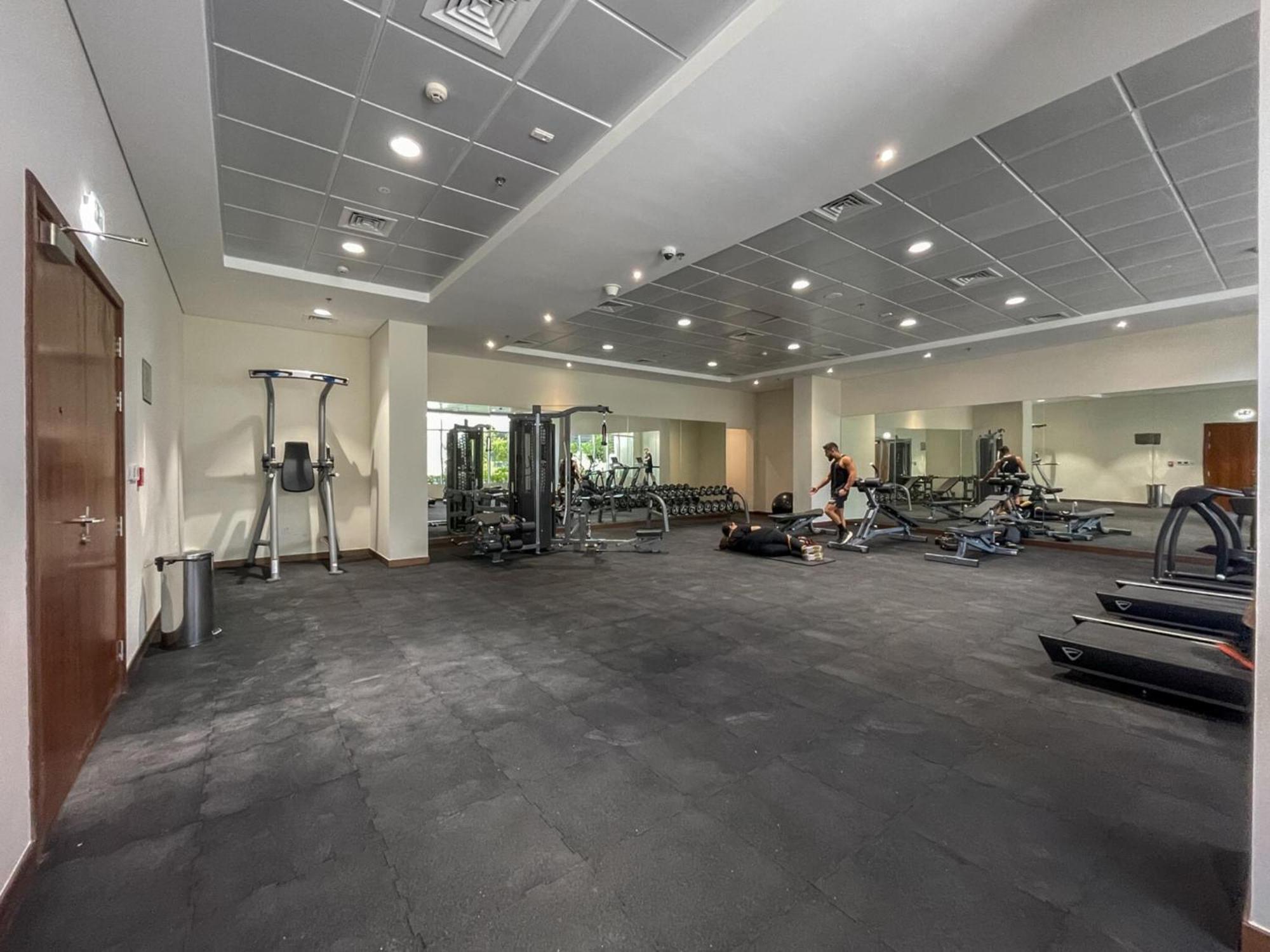 Luxe Near Mall Burj Khalifa Pool Gym Parking *
