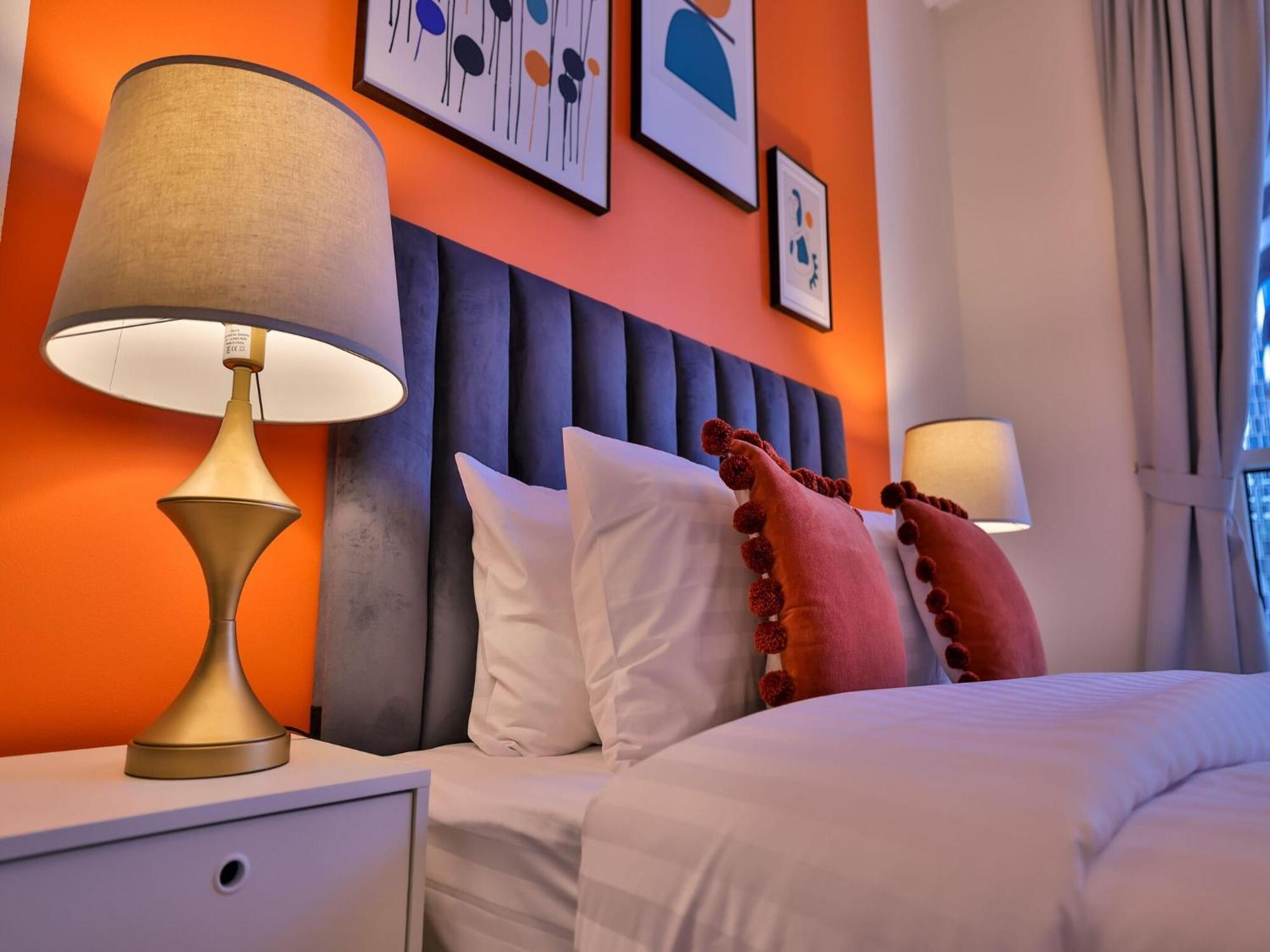 Luxe Near Mall Burj Khalifa Pool Gym Parking * Dubai