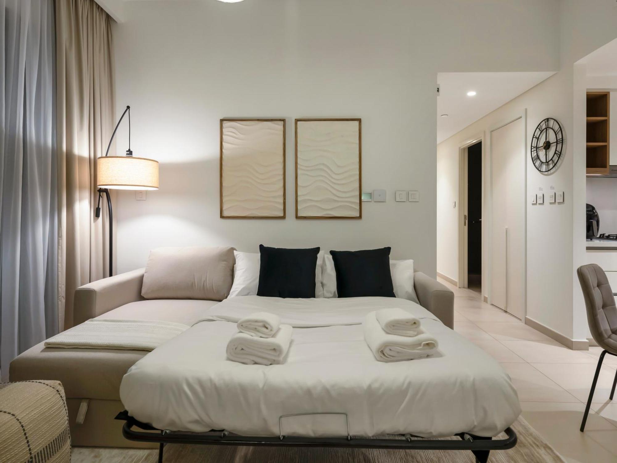 Blissful At Downtown Views Ii- 5min Walk To Mall, Burj Khalifa With Infinity Pool Daire