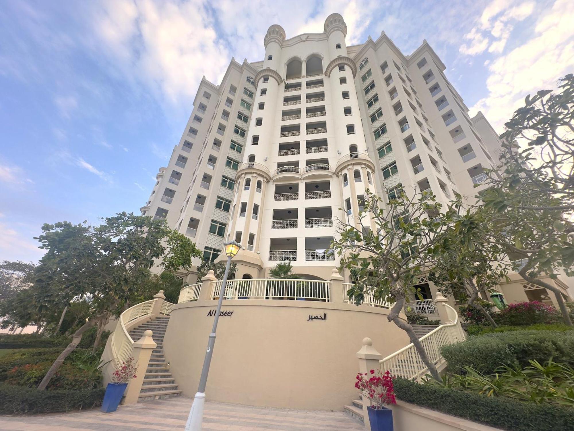 Shoreline 7, Palm Jumeirah - Mint Dubai