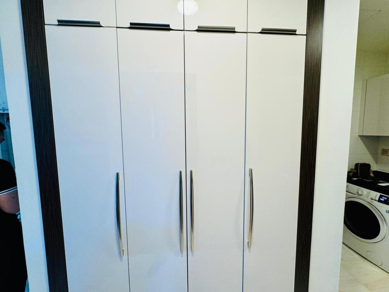 Bd-2711 Brand New High Quality Furnished View Dubai