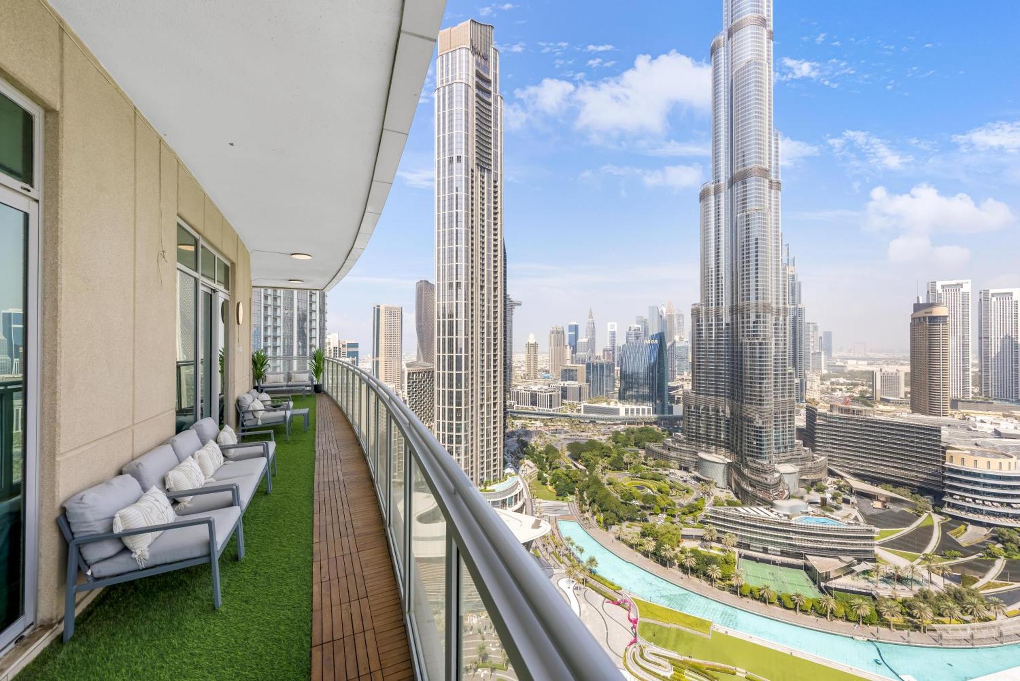 Durrani Homes - Alluring 5br Penthouse With Burj Khalifa And Fountain View