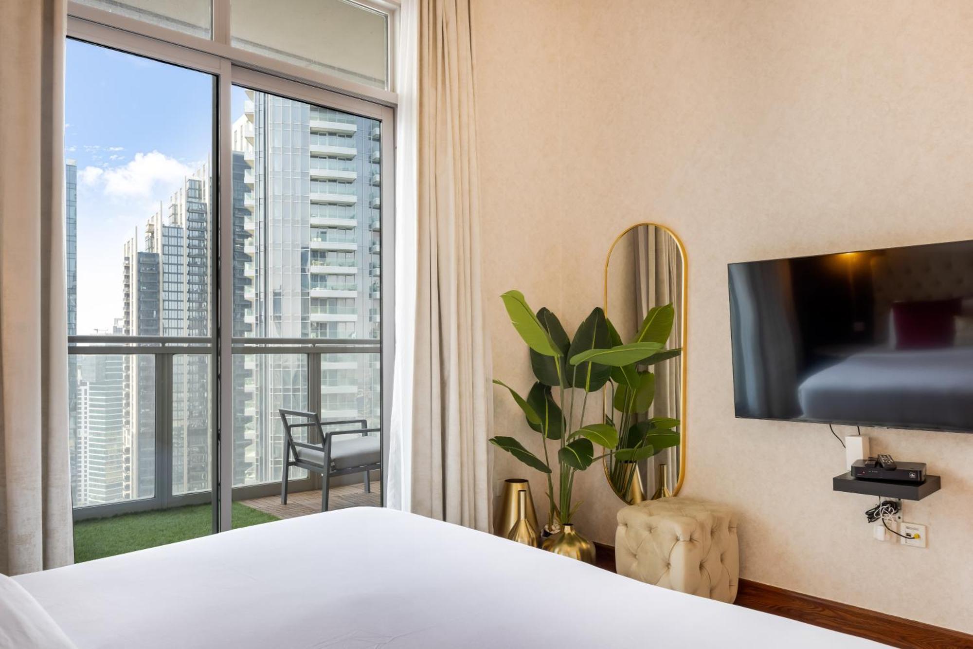 Durrani Homes - Alluring 5br Penthouse With Burj Khalifa And Fountain View * Dubai