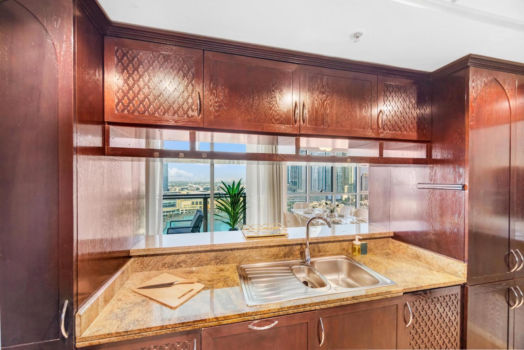 Apartamento Durrani Homes - Grandiose 5br Besides Mall With Burjkhalifa And Fountain View *