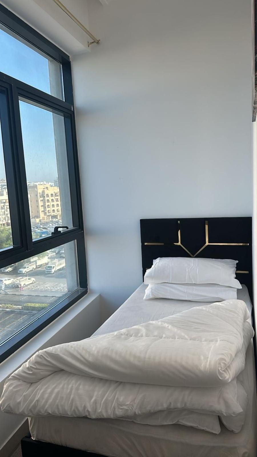 Apartment Four Stars Dubai