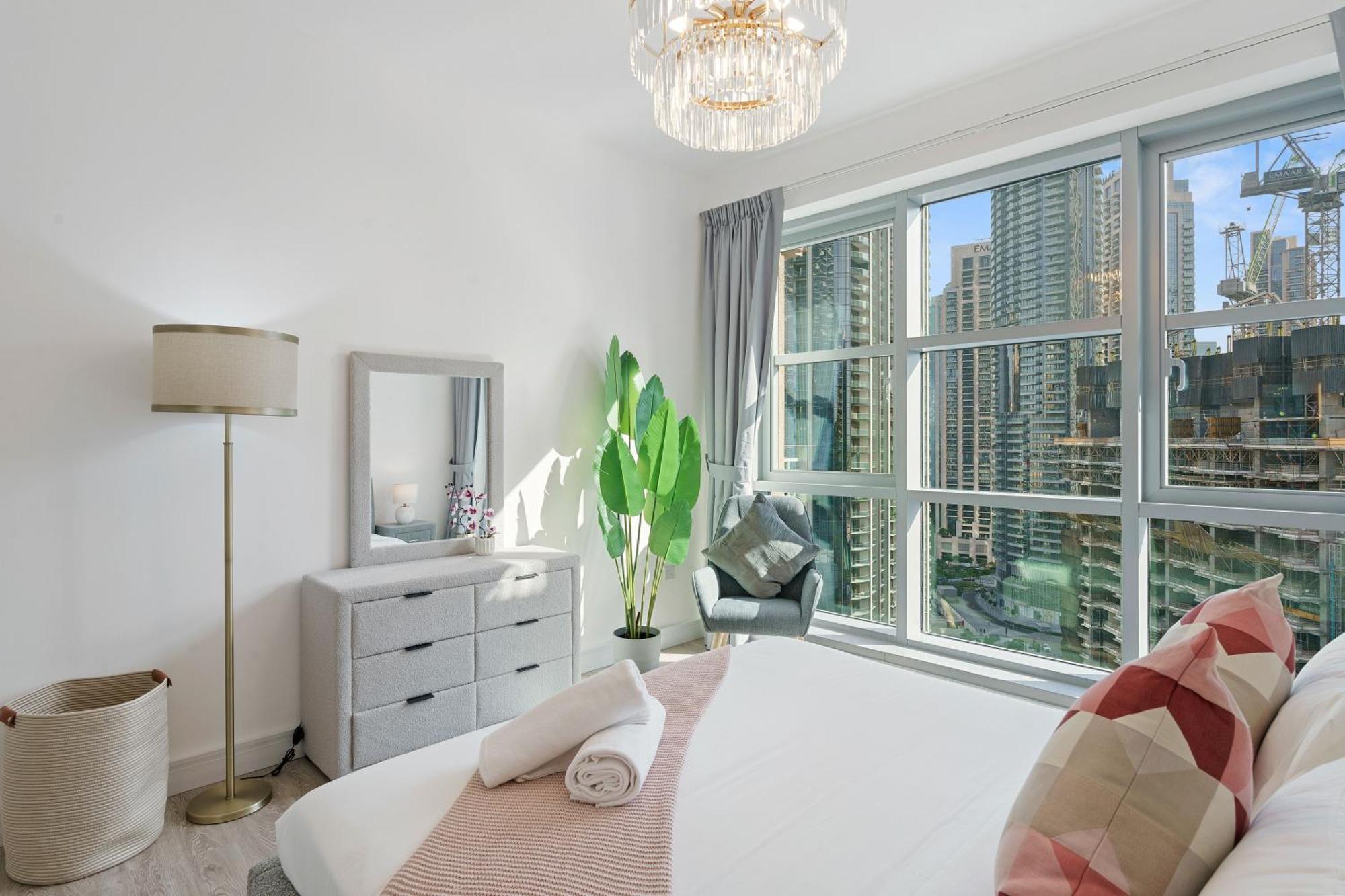Apartment Glamorous & Cozy 2br In Downtown With Fountain Views