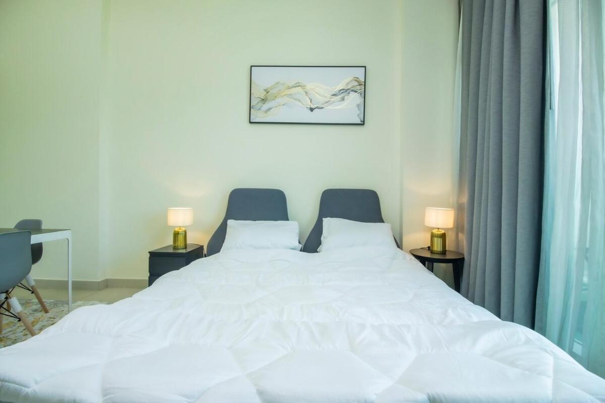 Hilliana Tower - Cozy With Sea View Dubai