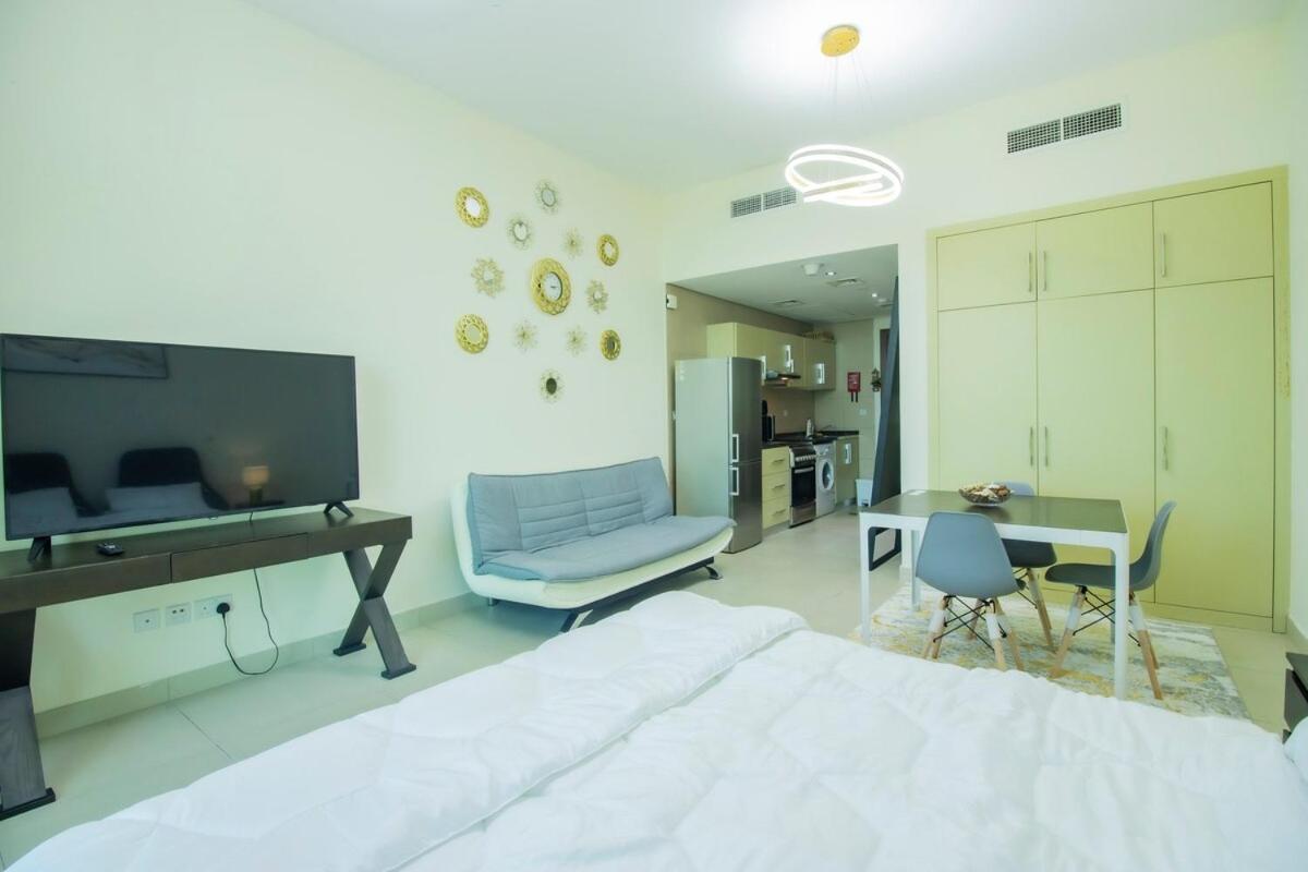 Hilliana Tower - Cozy With Sea View * Dubai