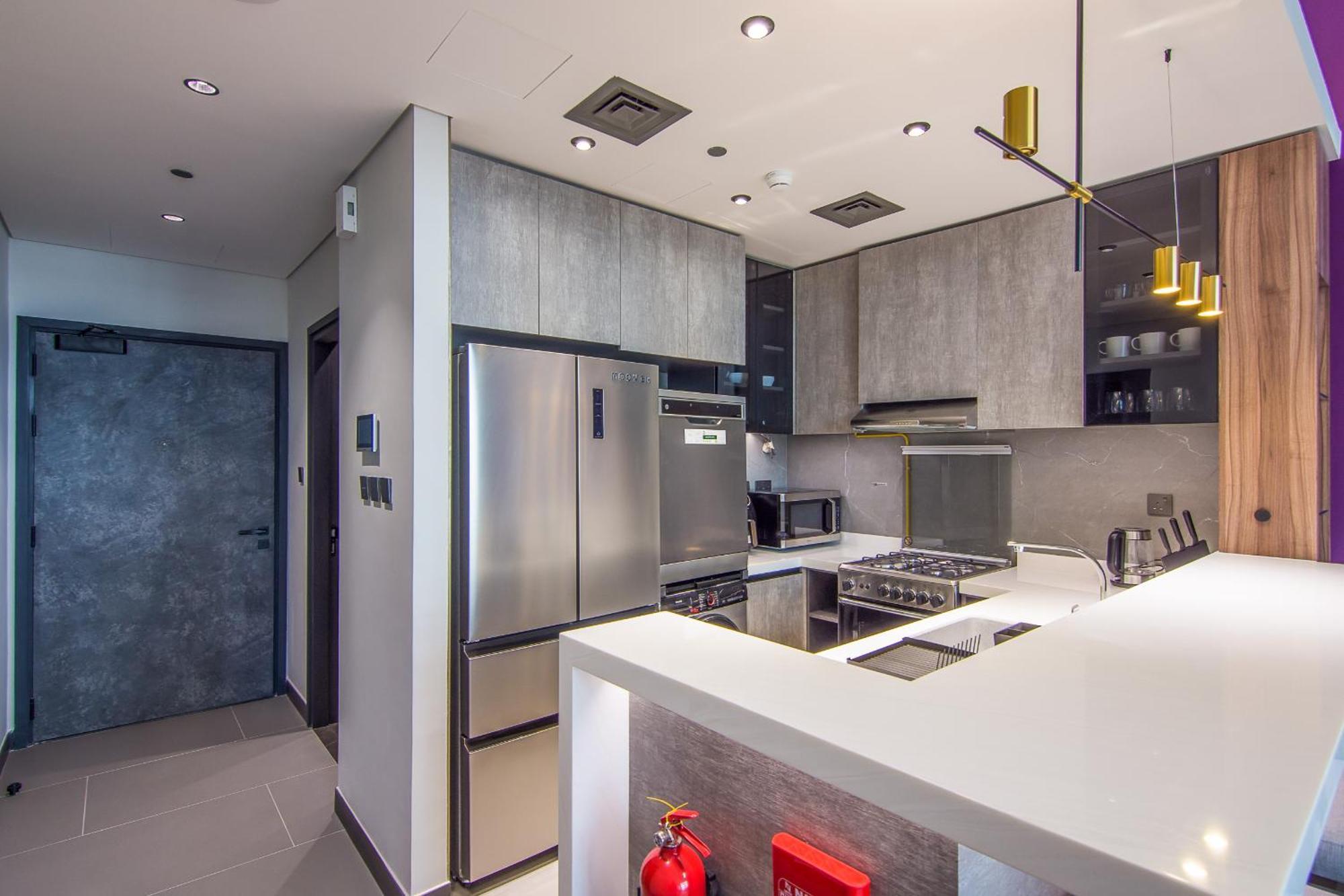 Mbl Royal, Jlt -one Bedroom With View Apartment