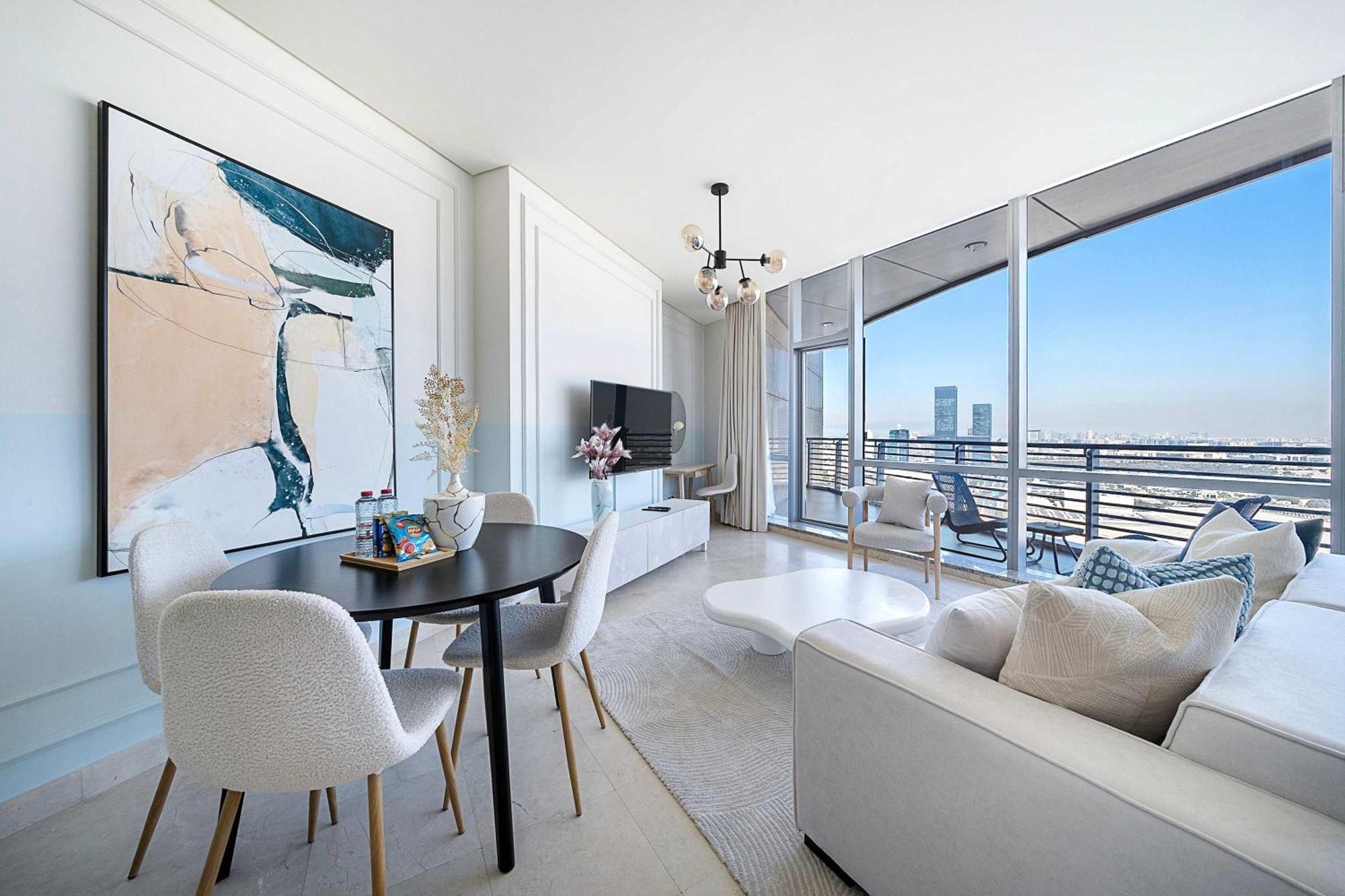Silkhaus Gallery At Sky Gardens In Heart Of Difc *