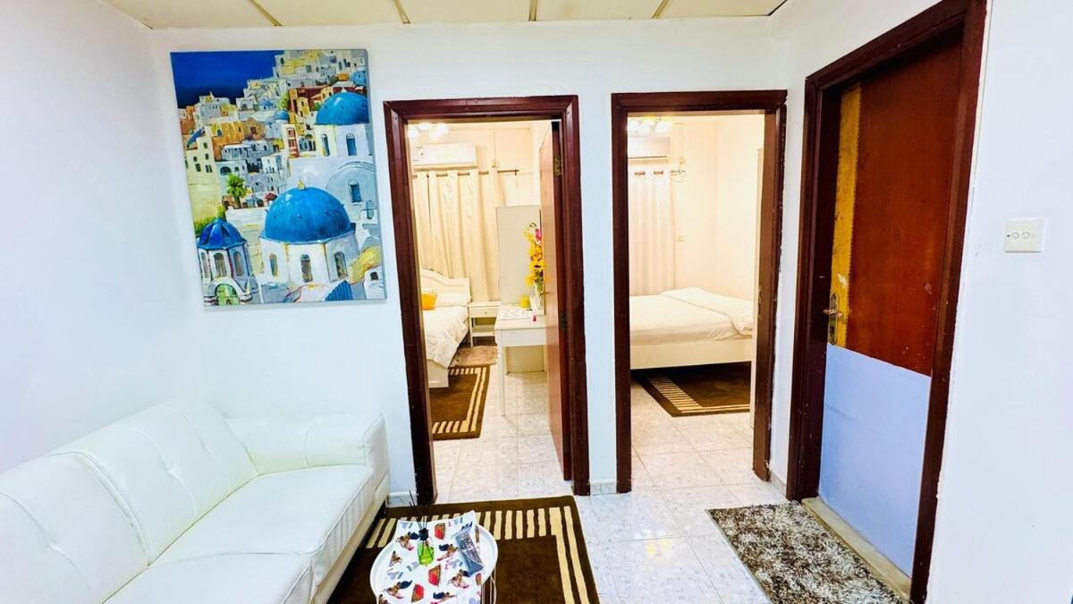 Cozy Two-bedroom Apartment *