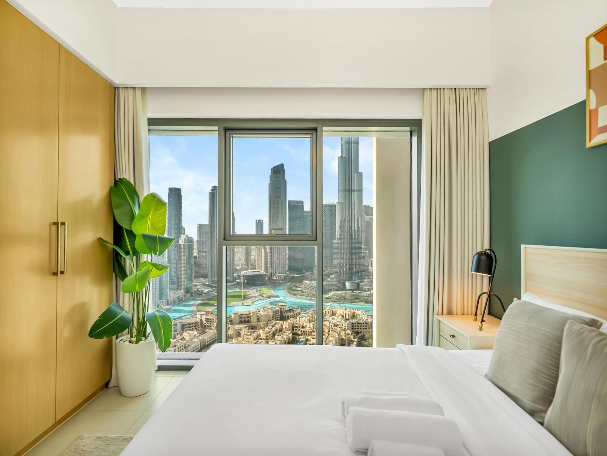 Apartment Burj Royale 3 Bedroom Full Burj Khalifa Fountain View Dubai