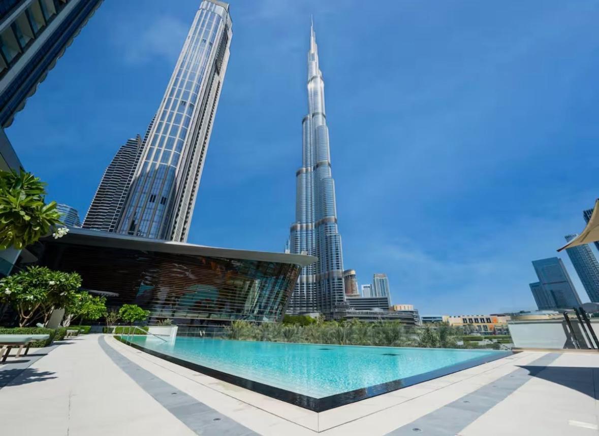 Apartment Luxury 2br With Burj Khalifa Views & Fountain Views *