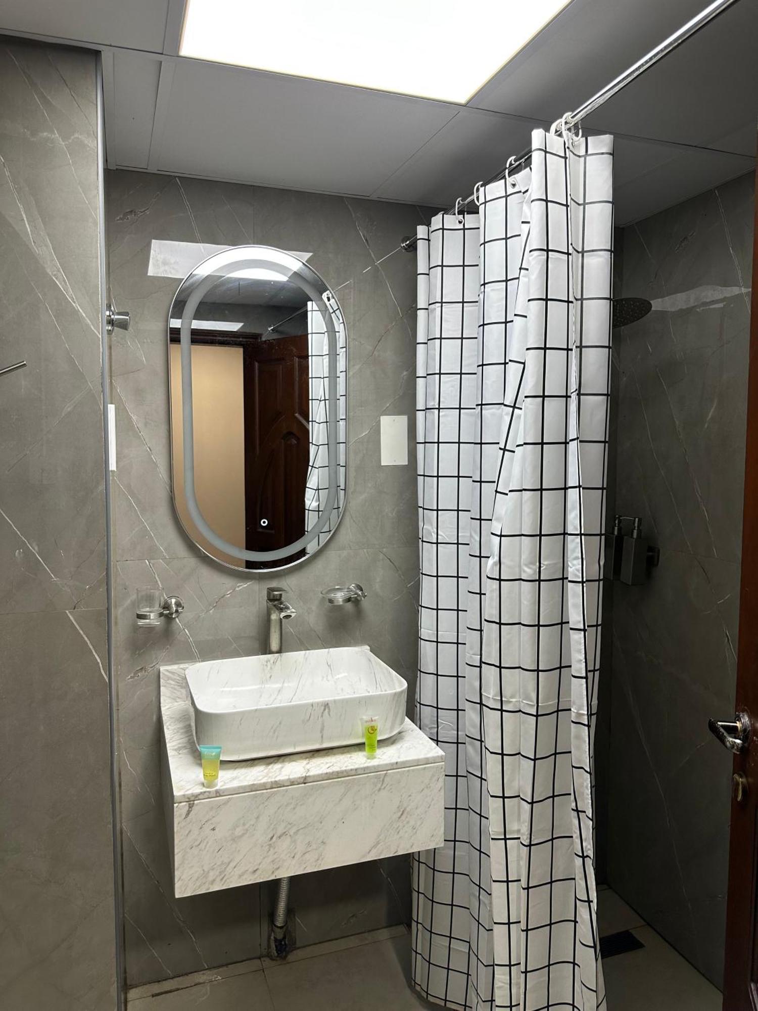 Hotel Aygro 2*