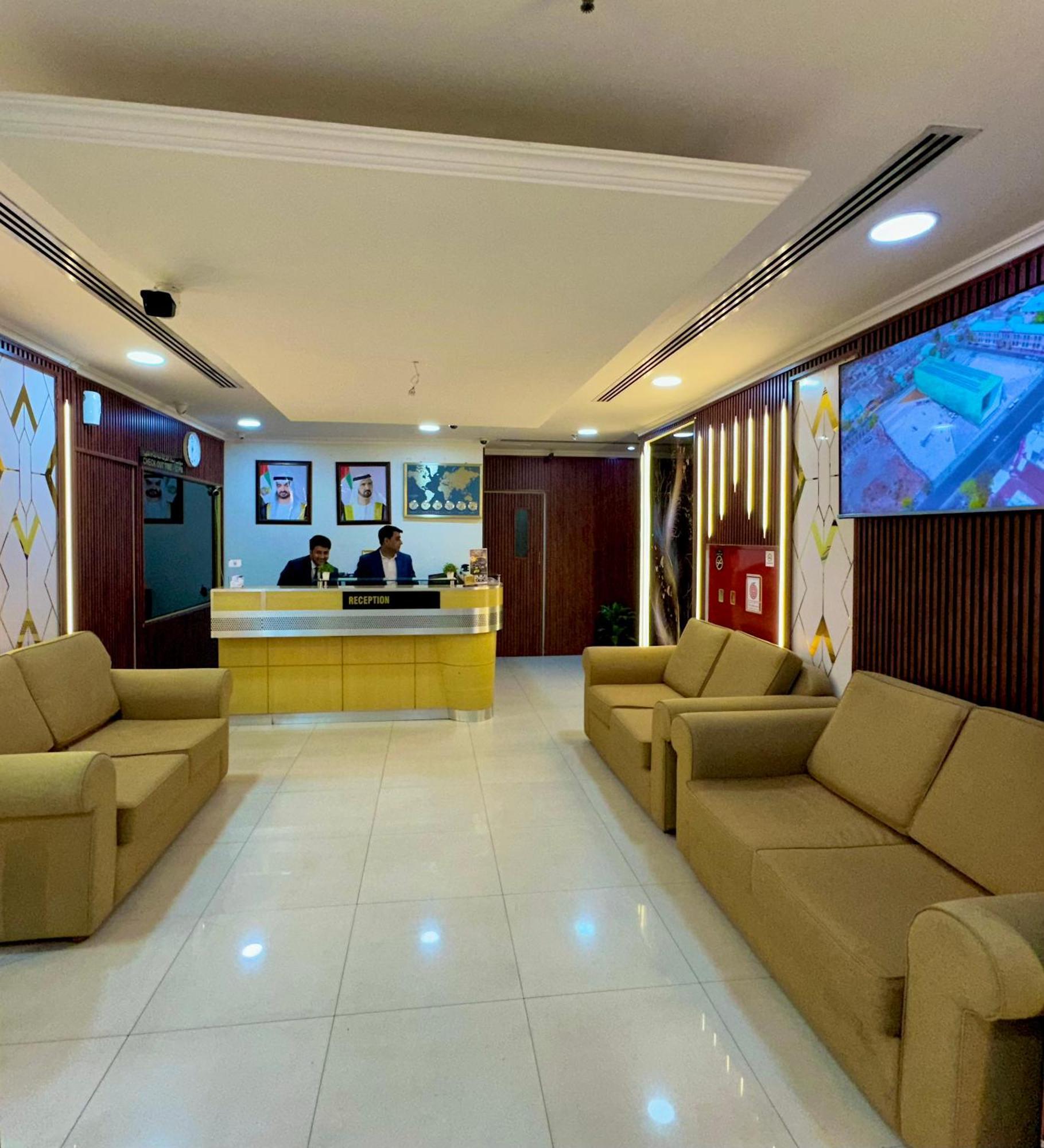 Aygro Hotel 2*