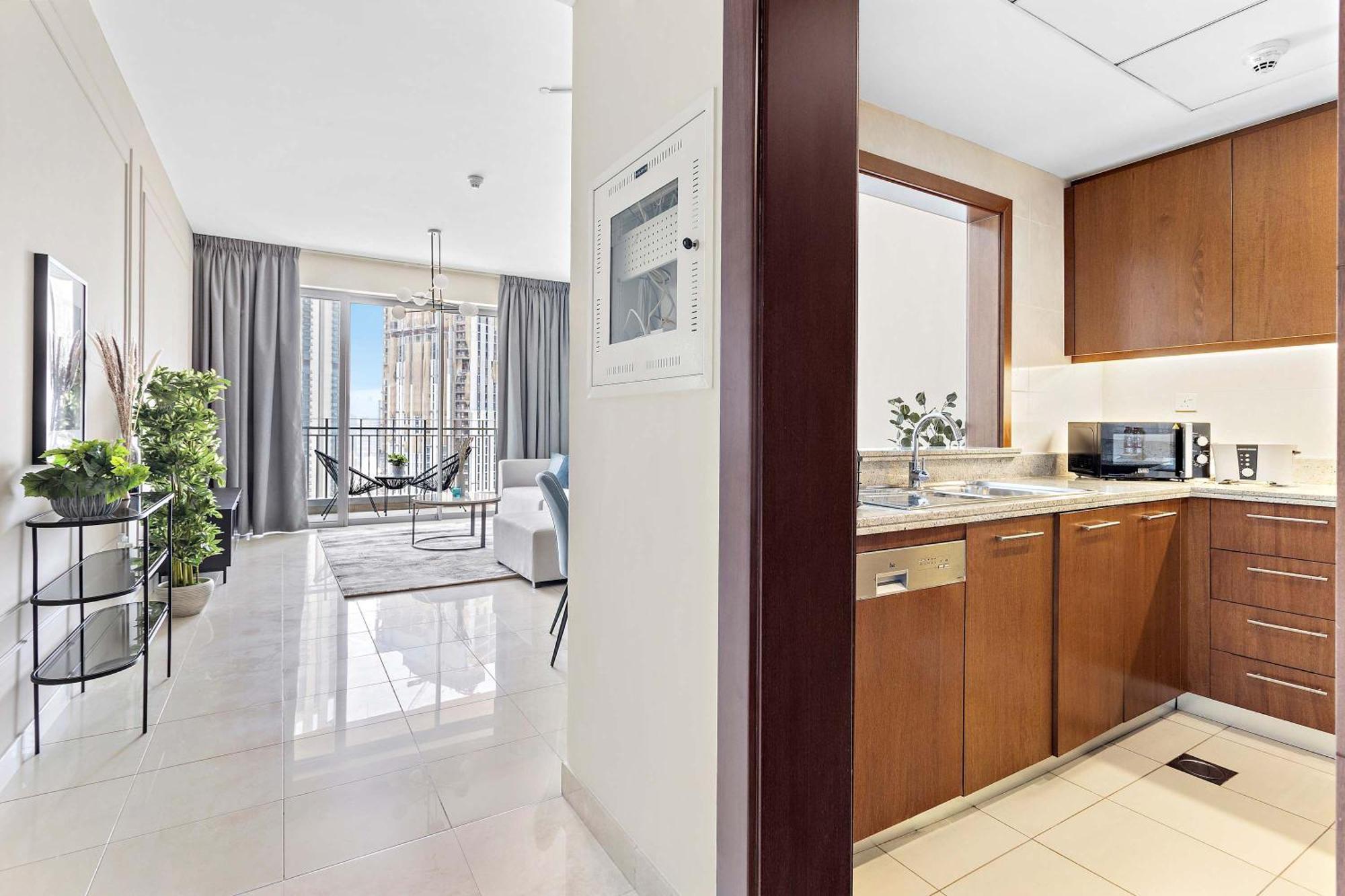 Silkhaus Perfect 1bdr Near Mall In Downtown * Dubai