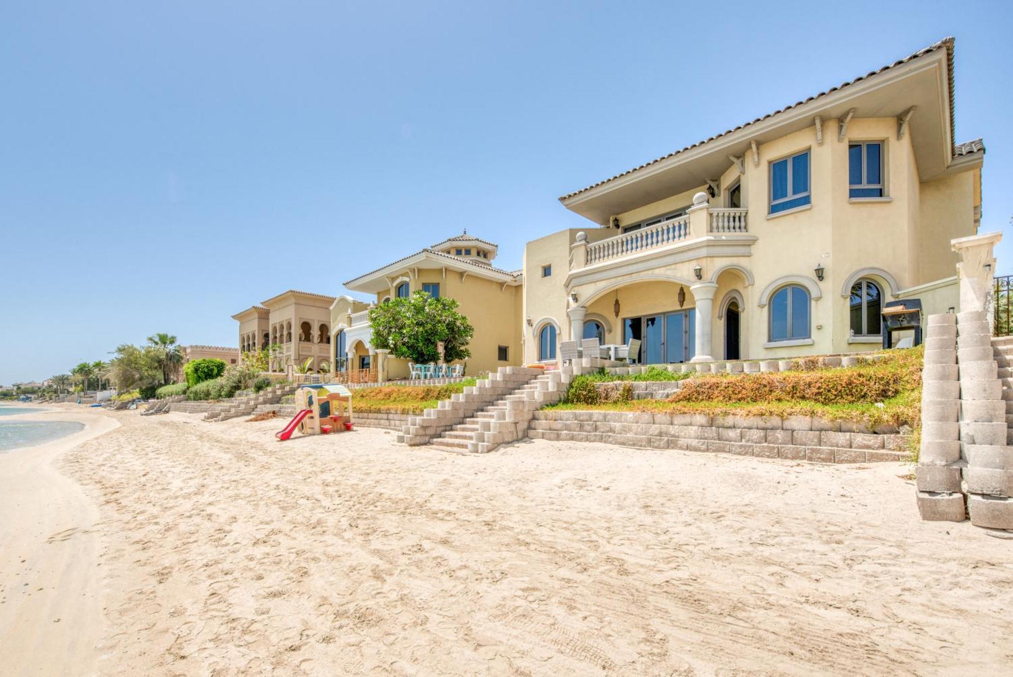 Luxurious With Access & Private Pool Villa *