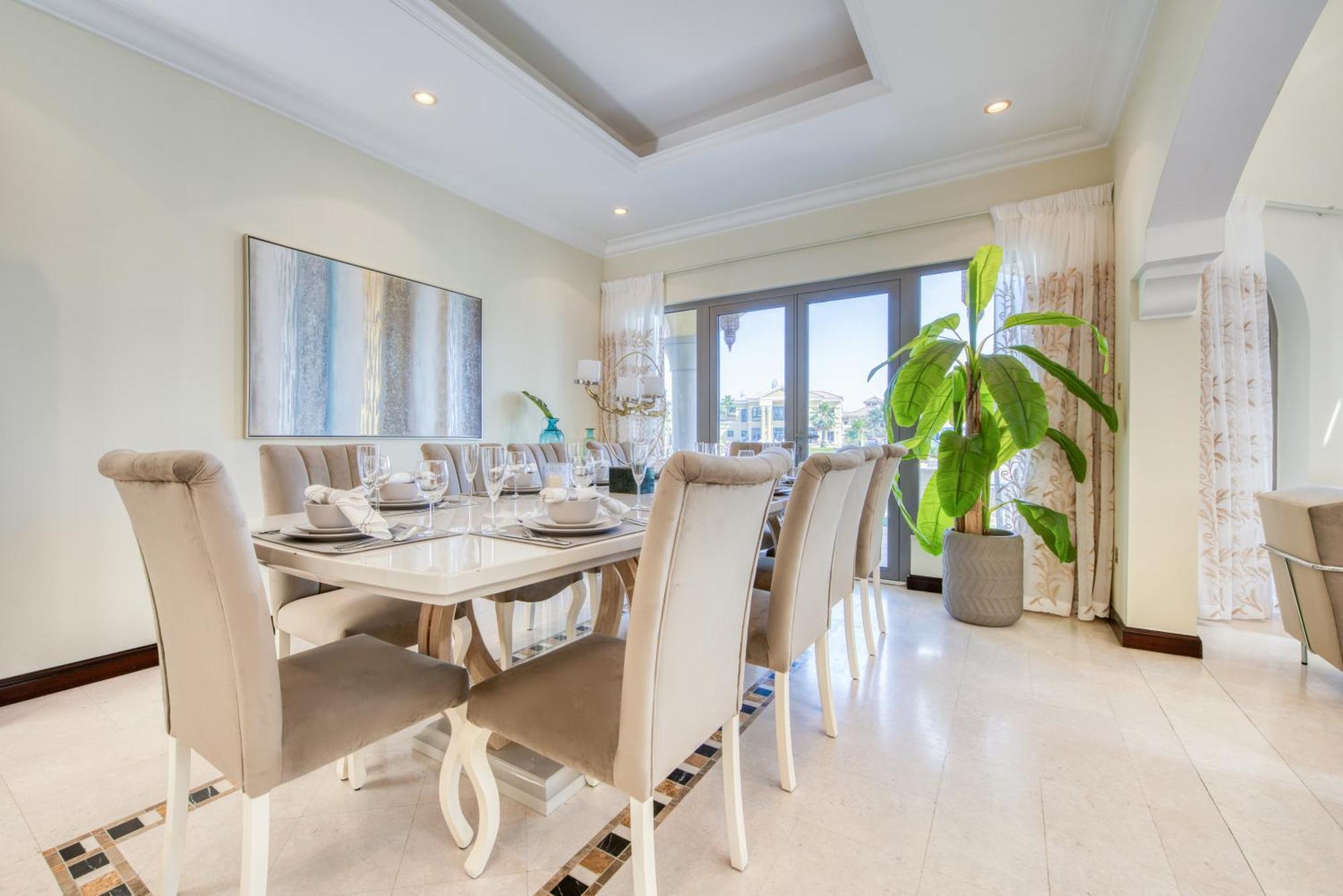Luxurious With Access & Private Pool Villa