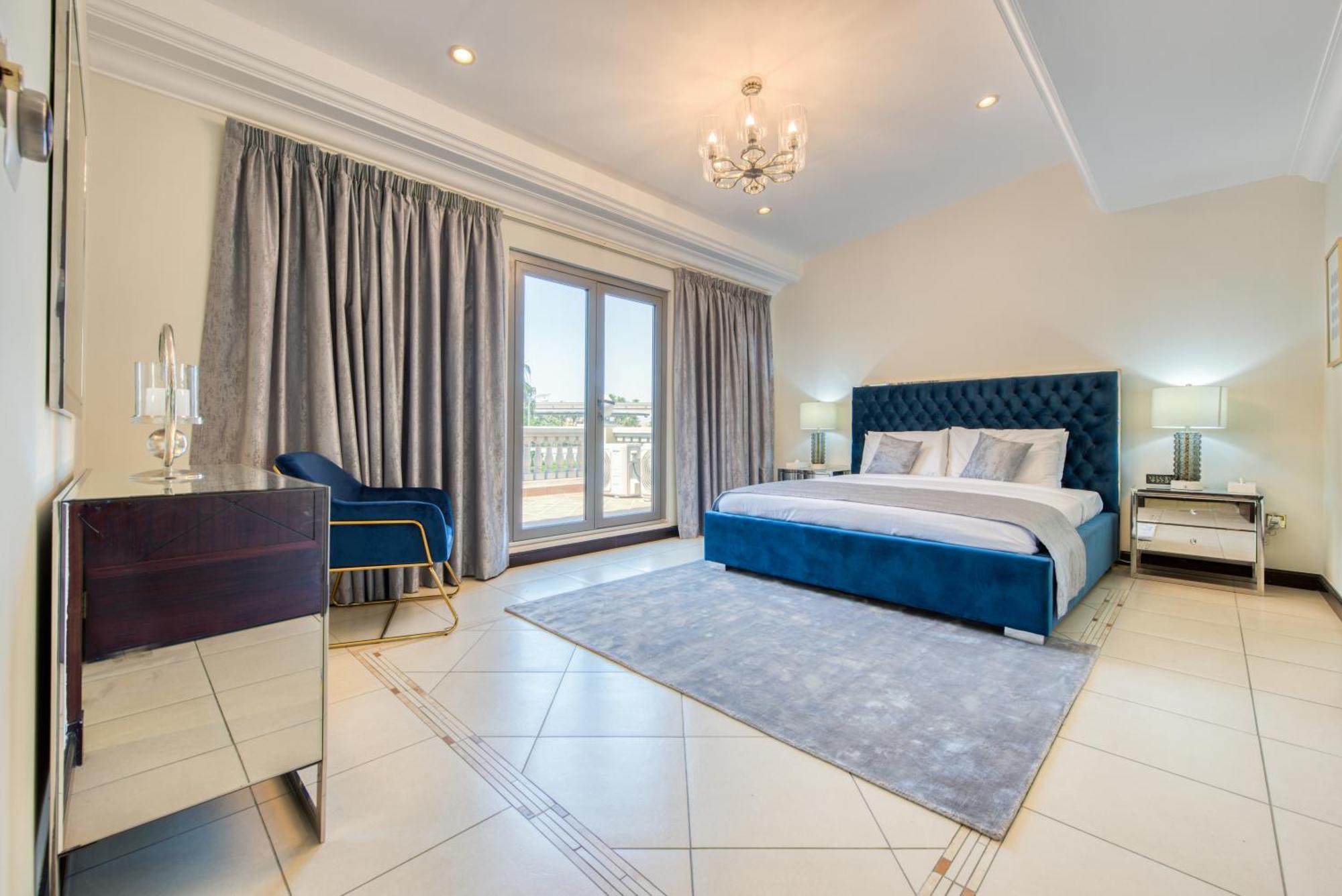 Villa Luxurious With Access & Private Pool Dubai