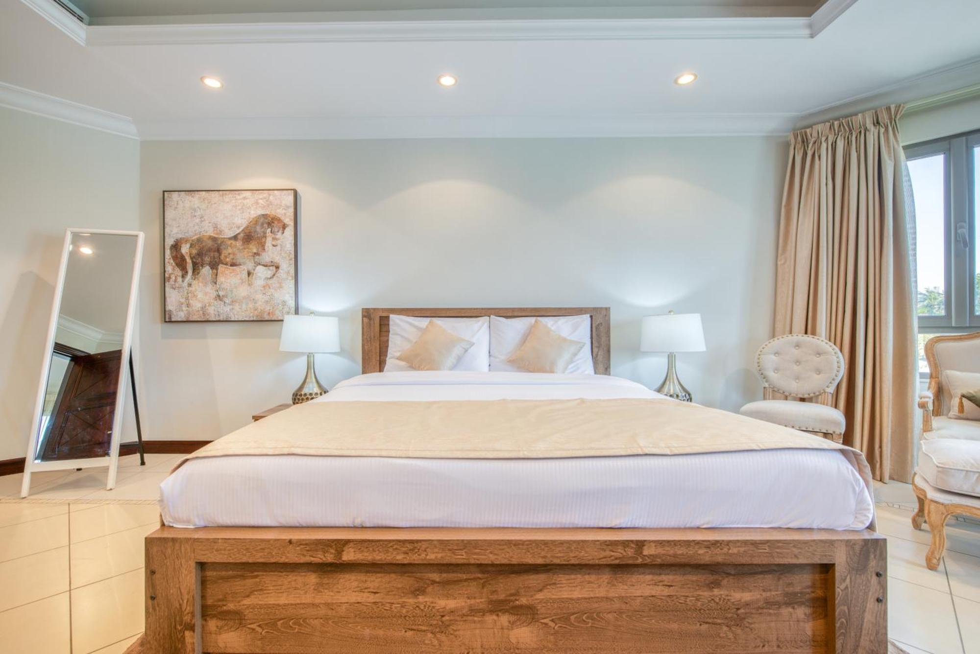 Luxurious With Access & Private Pool Villa