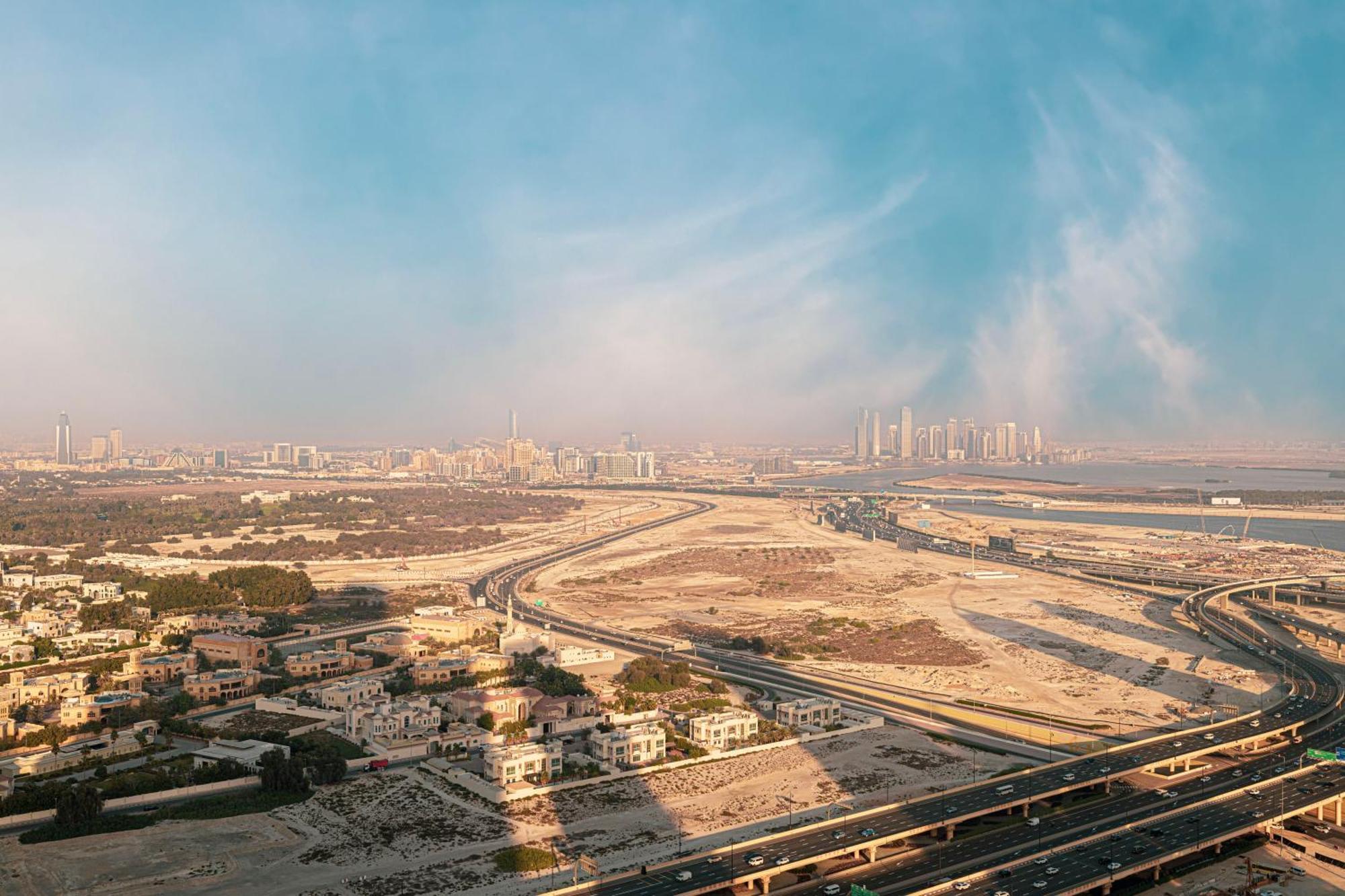 Upgraded 2 Bedroom In Damac Maison Mall Street *
