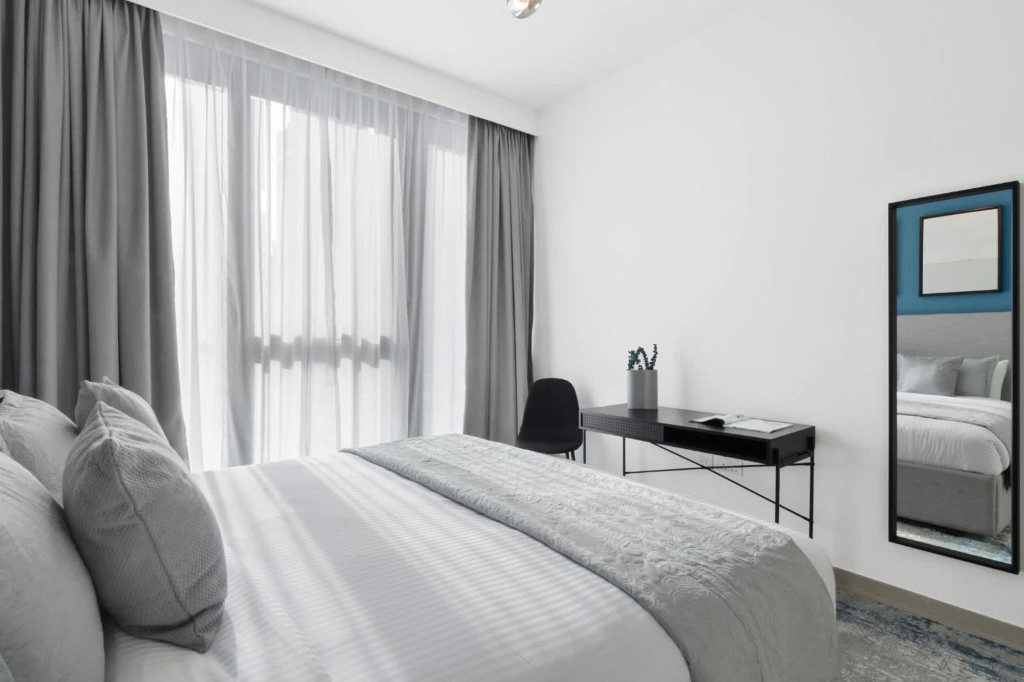 Apartment Silkhaus Modish 1bdr In Downtown Heart Blvd Heights Dubai