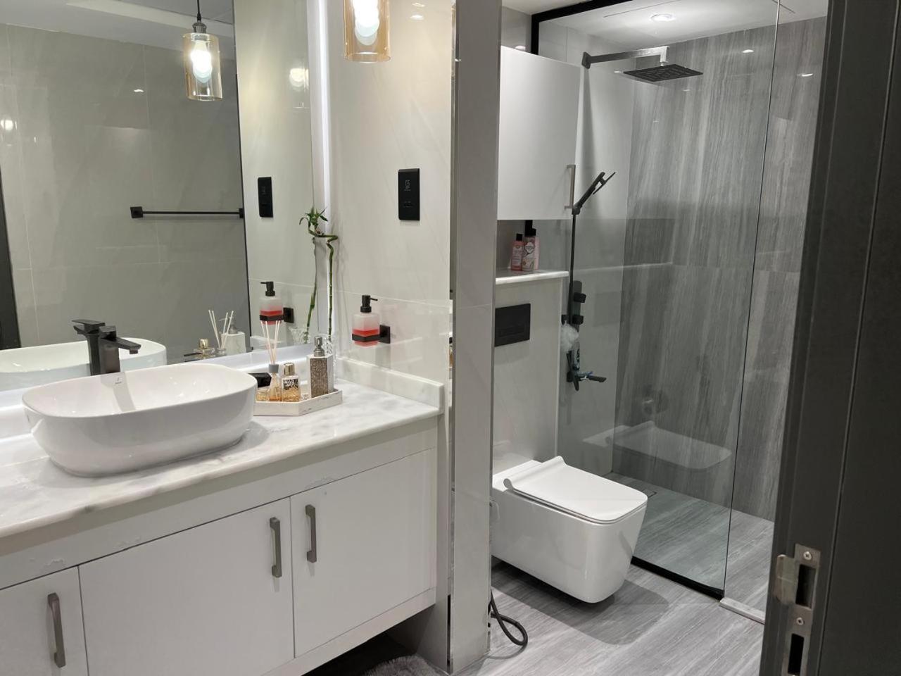 Apartment 8 Boulevard Walk 'heart Of Downtown'