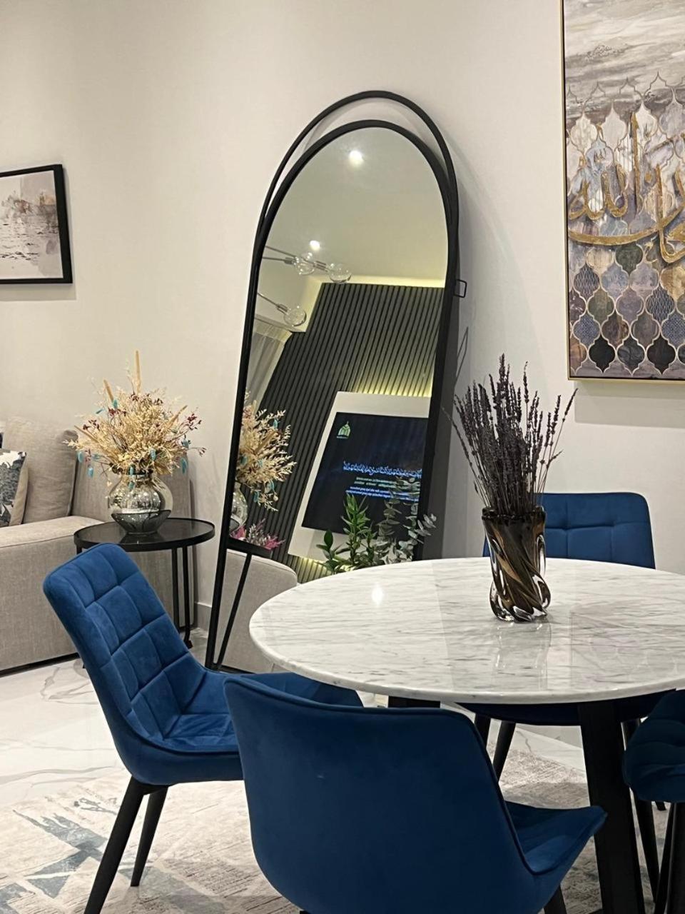 Apartment 8 Boulevard Walk 'heart Of Downtown'
