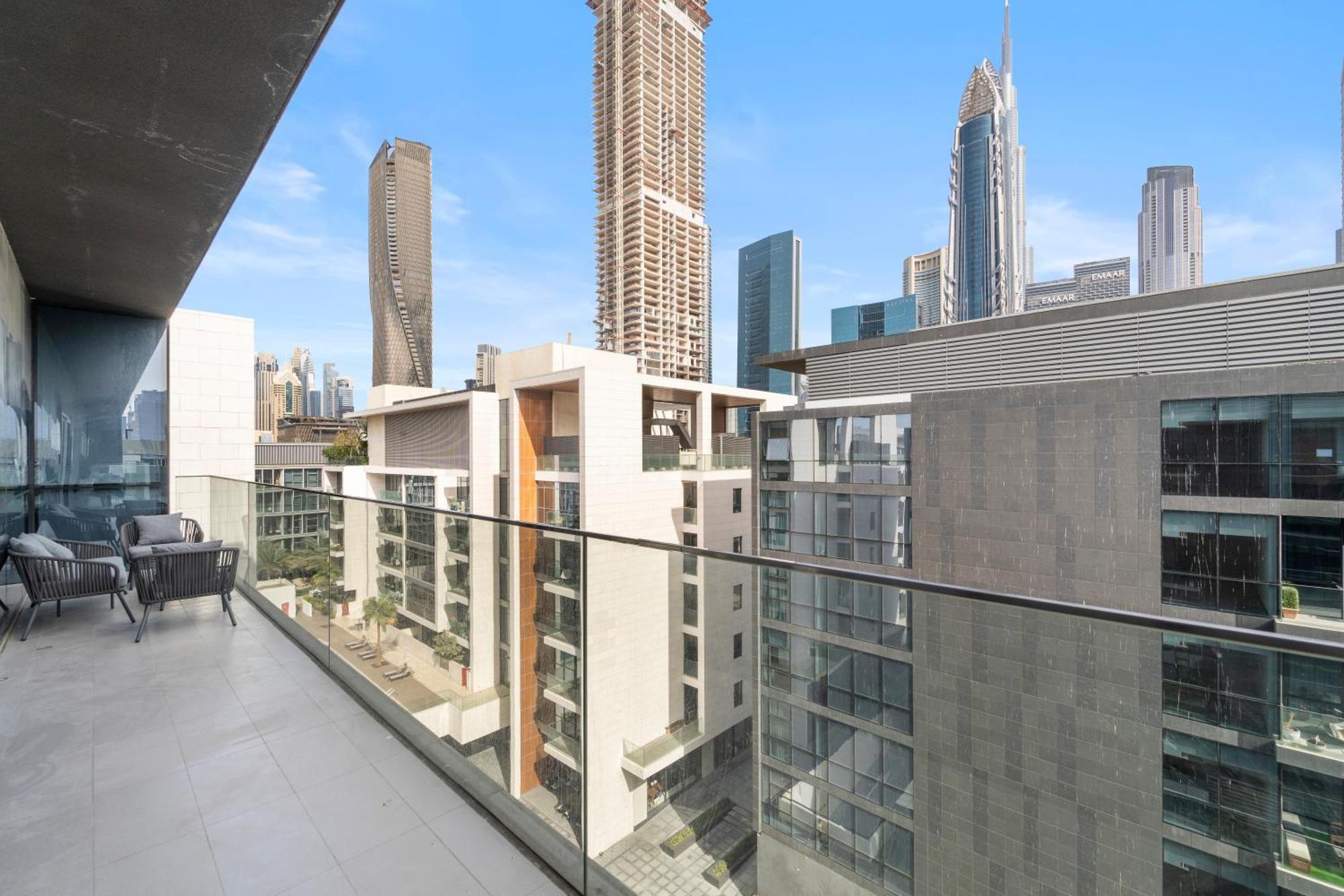 6th Floor 2br And Maid's Walk - Nox *