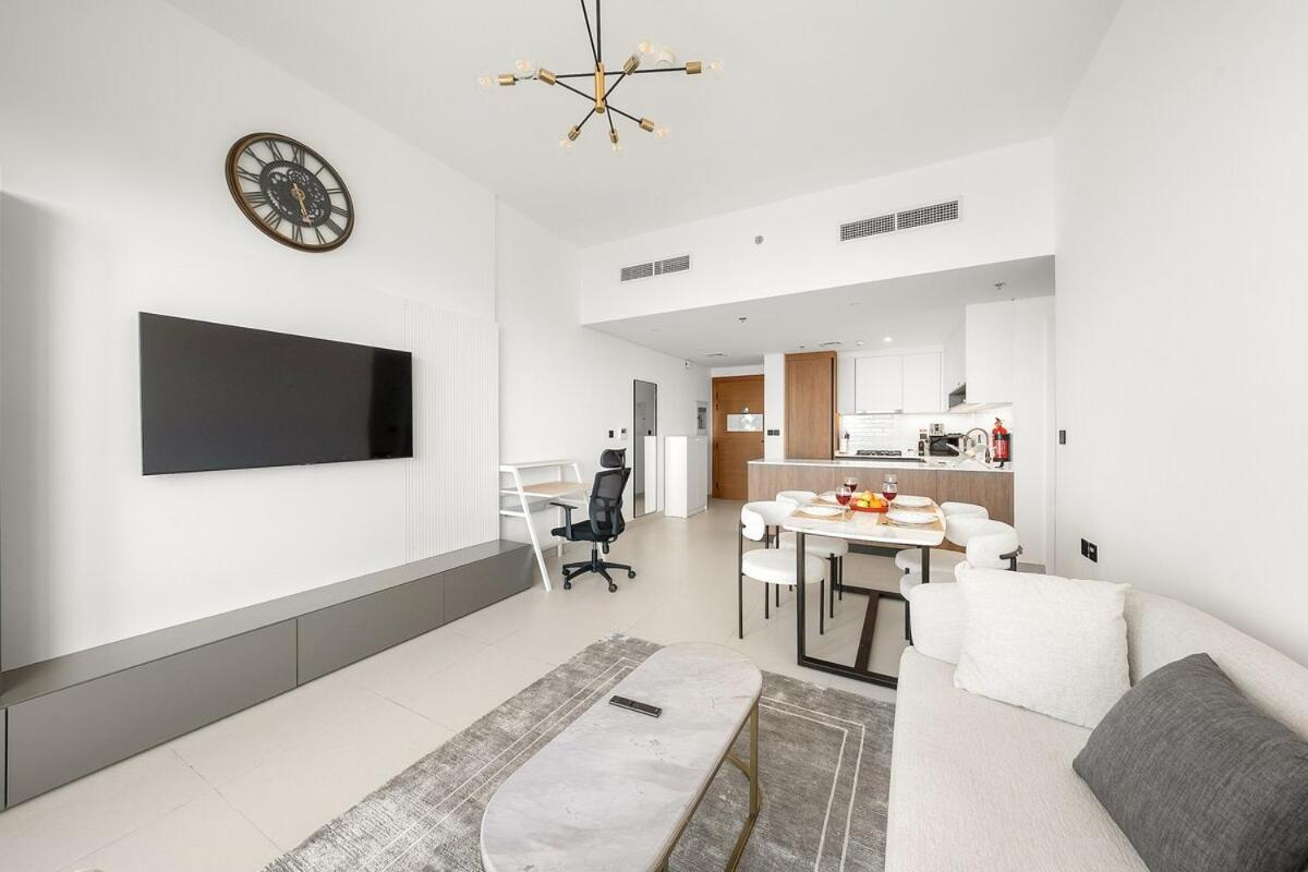 First Class 1br Stylish Urban Retreat * Dubai