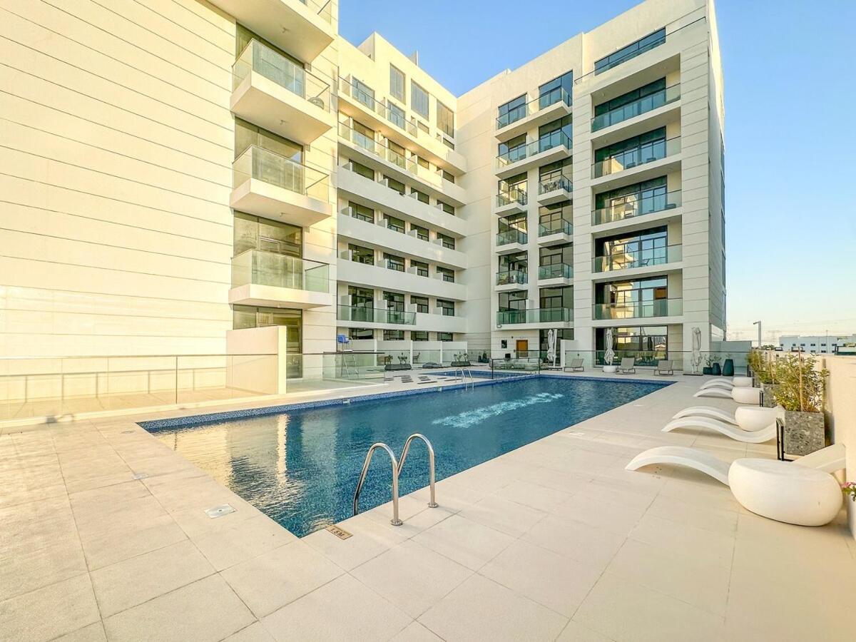 First Class 1br Stylish Urban Retreat Dubai