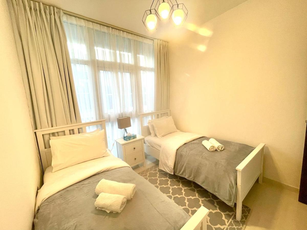 Holiday home Amazing 3bhk Townhouse In Damac Hills 2 Upto 10pll *
