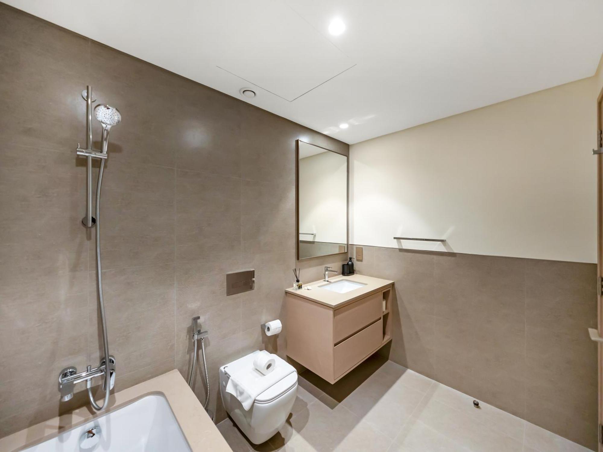 1br Downtown I Steps To Fountain & Mall