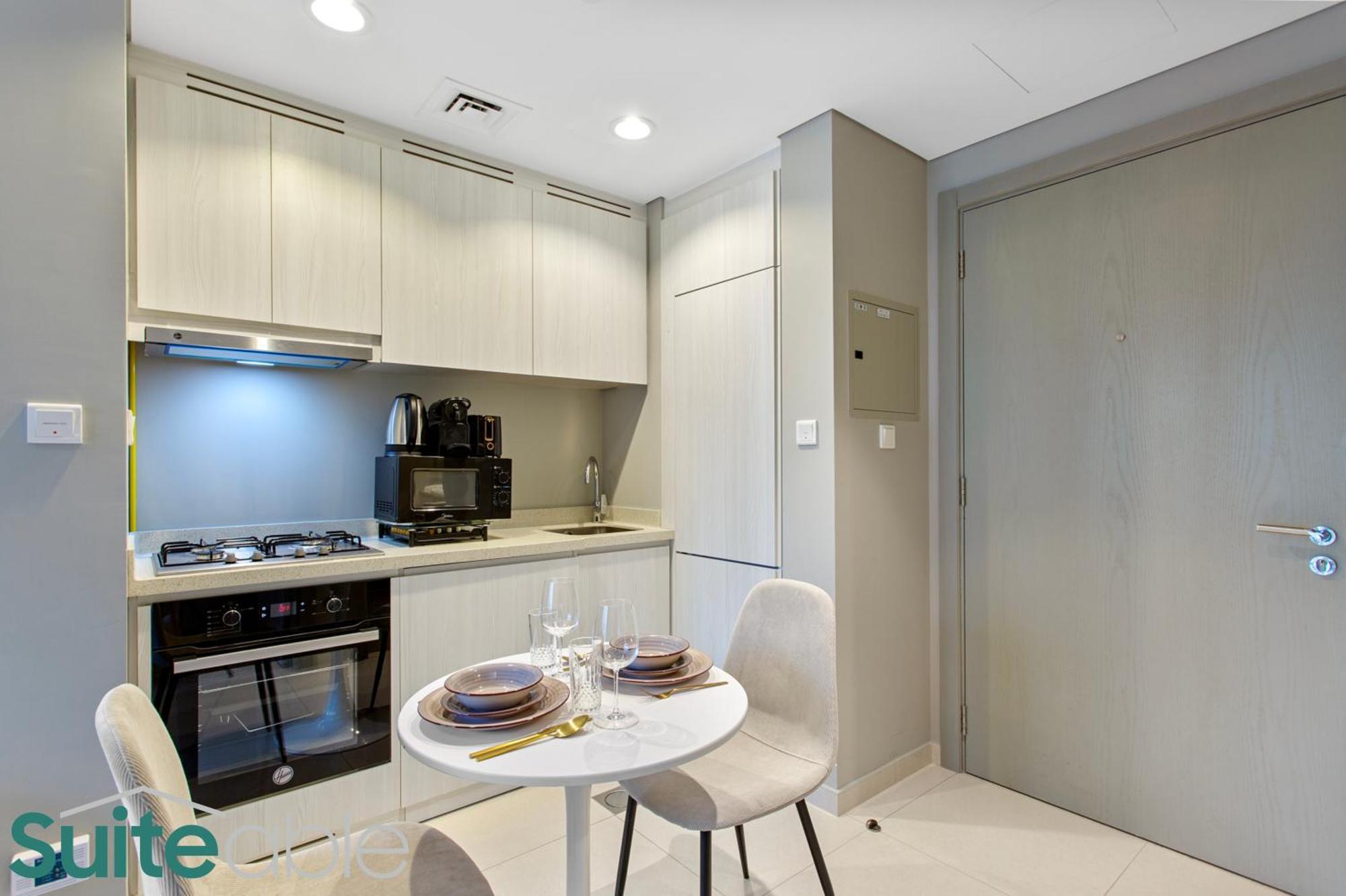 Modern And Relaxing 1 Bedroom In Zada Tower Dubai