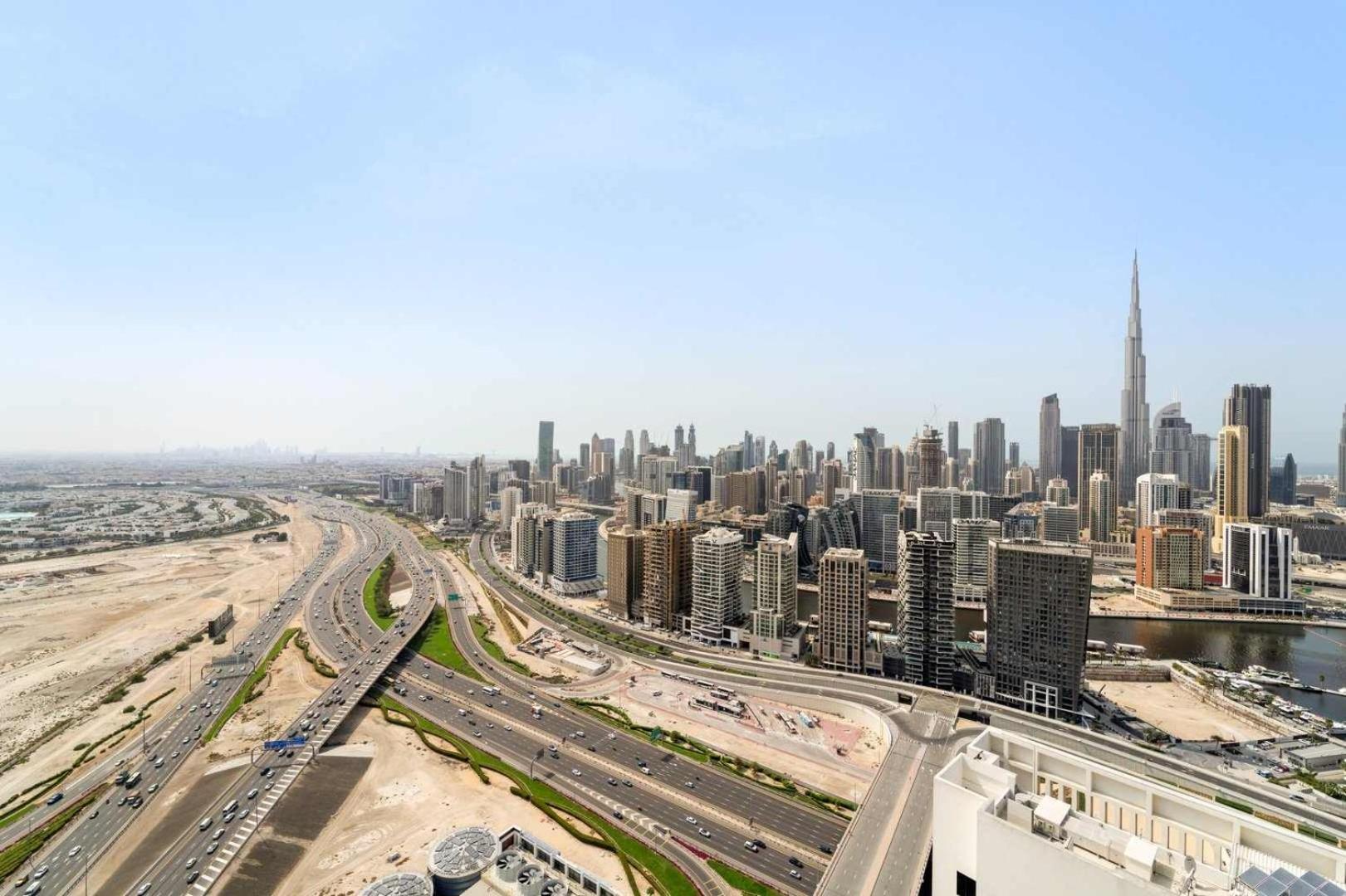 Amazing 2br In Business Bay With Full Burj View Apartment *