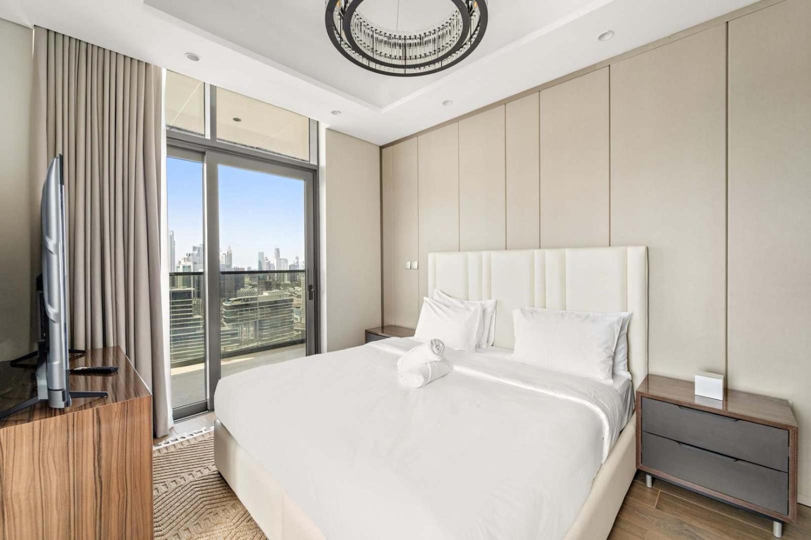 Amazing 2br In Business Bay With Full Burj View