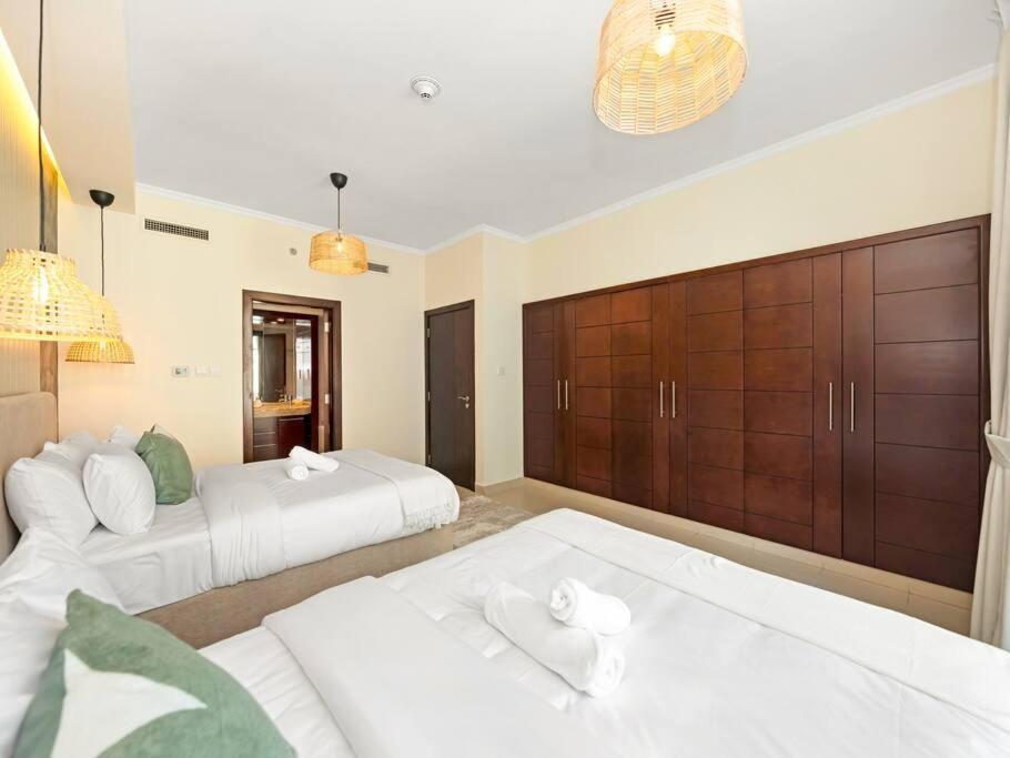 Royal Vista At Burj Views - & Burj Khalifa Views - Brand New Luxury 2br