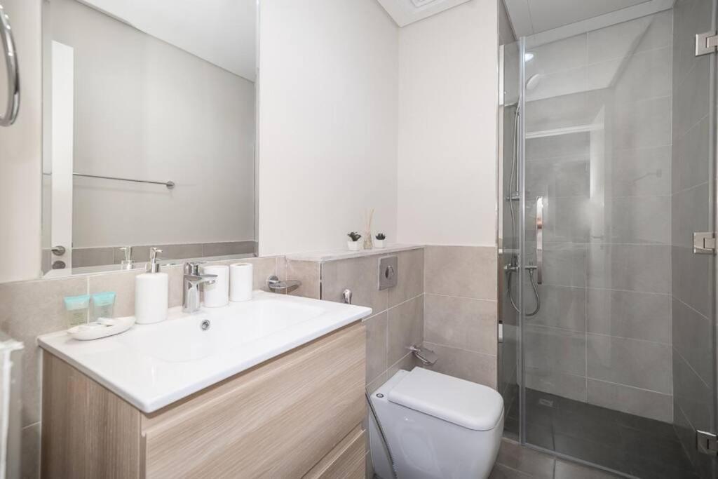 Apartment Stonetree - Cozy Fully-furnished 1 Bedroom In Damac Hills Dubai